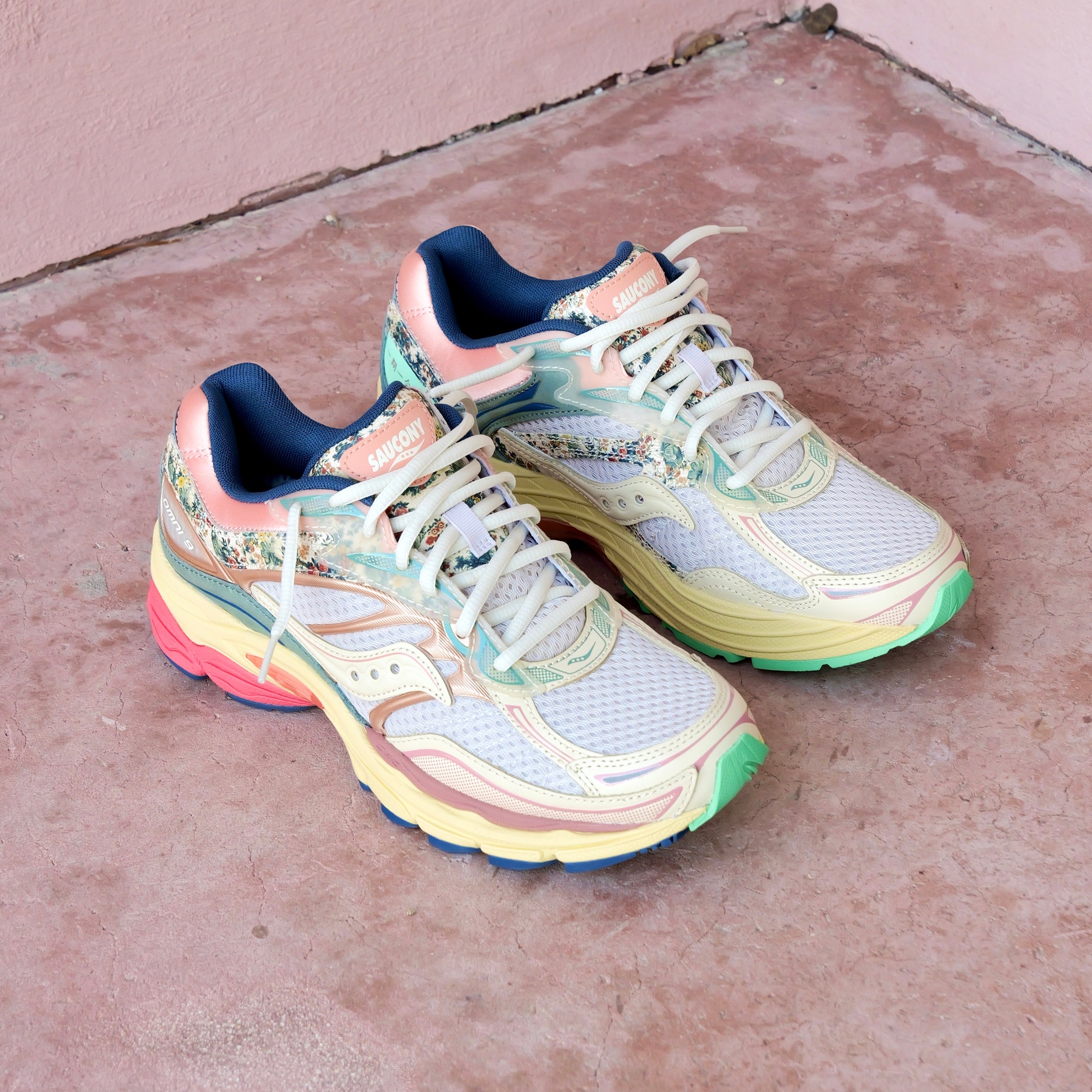 Mens Saucony ProGrid Omni 9 Kissaten (Beige/Blue) - Saucony
