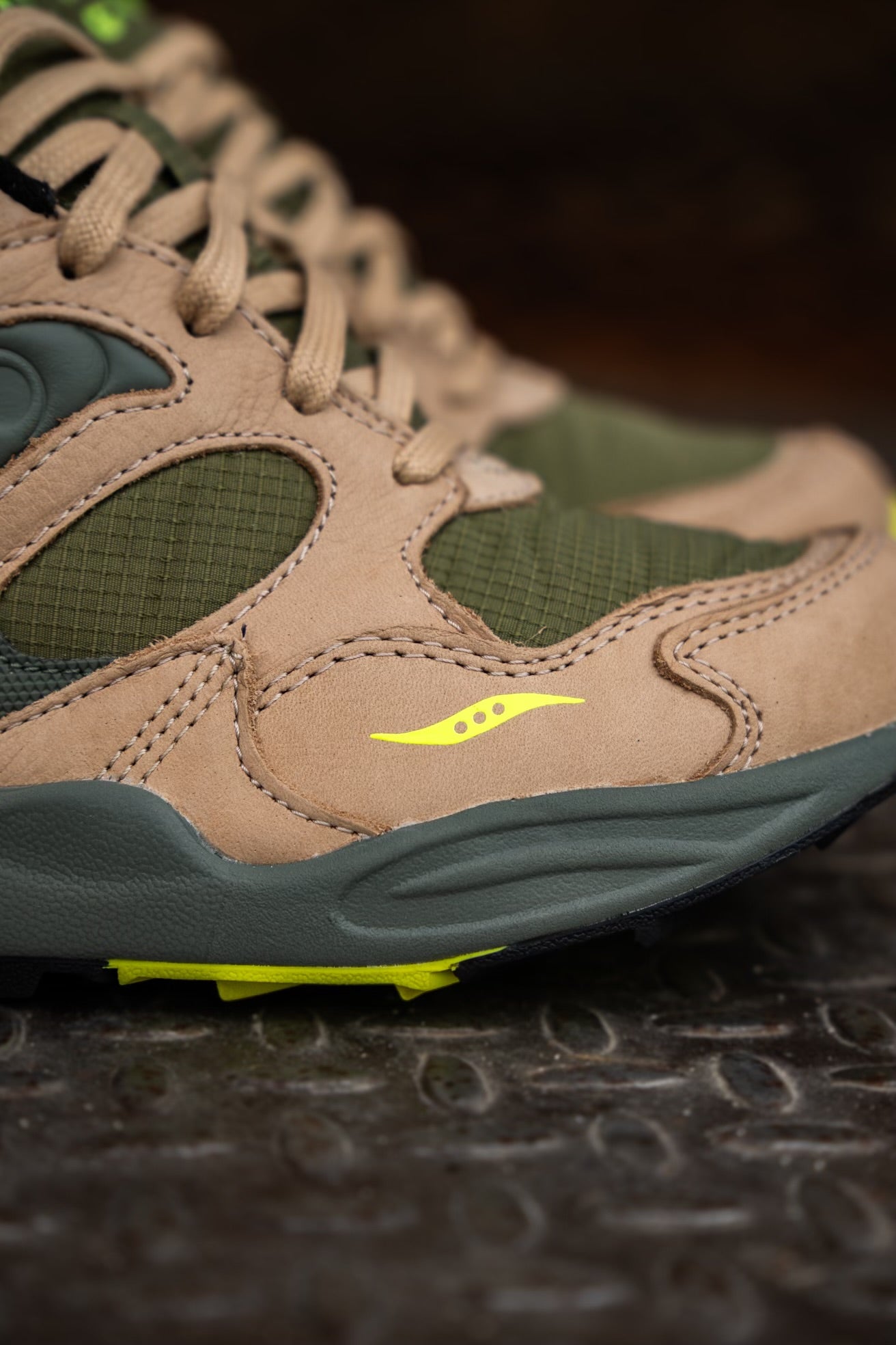 Mens Saucony Grid Shadow 2 Premium (Avocado/Volt) - Saucony