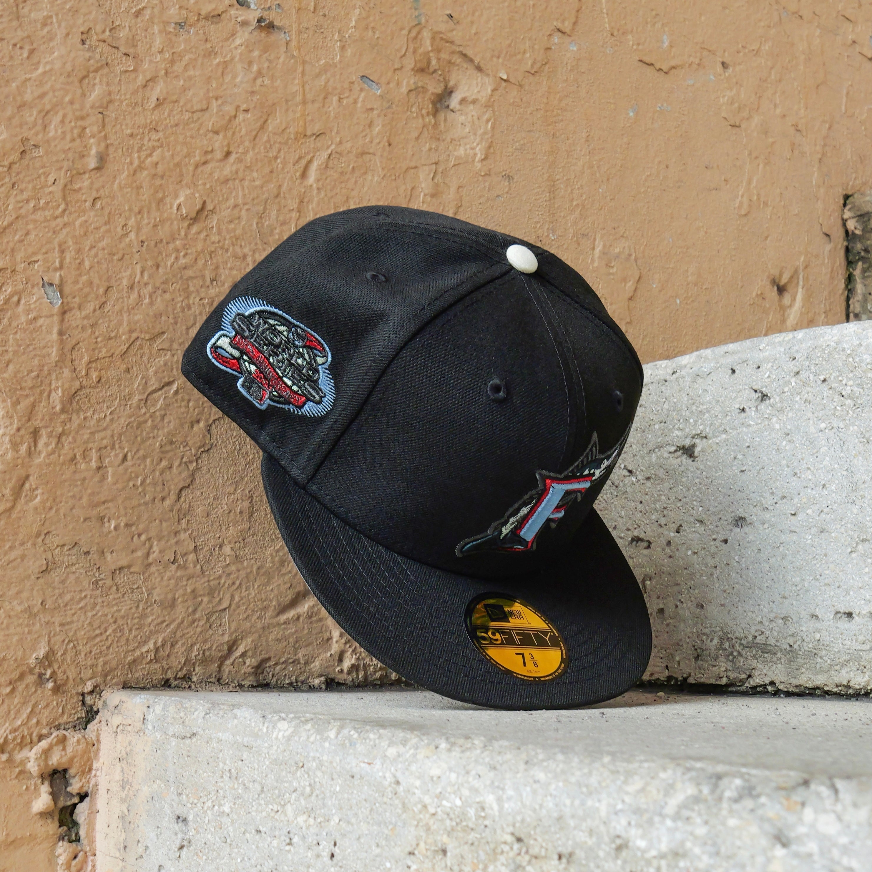 New Era Florida Marlins 2003 World Series Side Patch Fitted (Black) - New Era