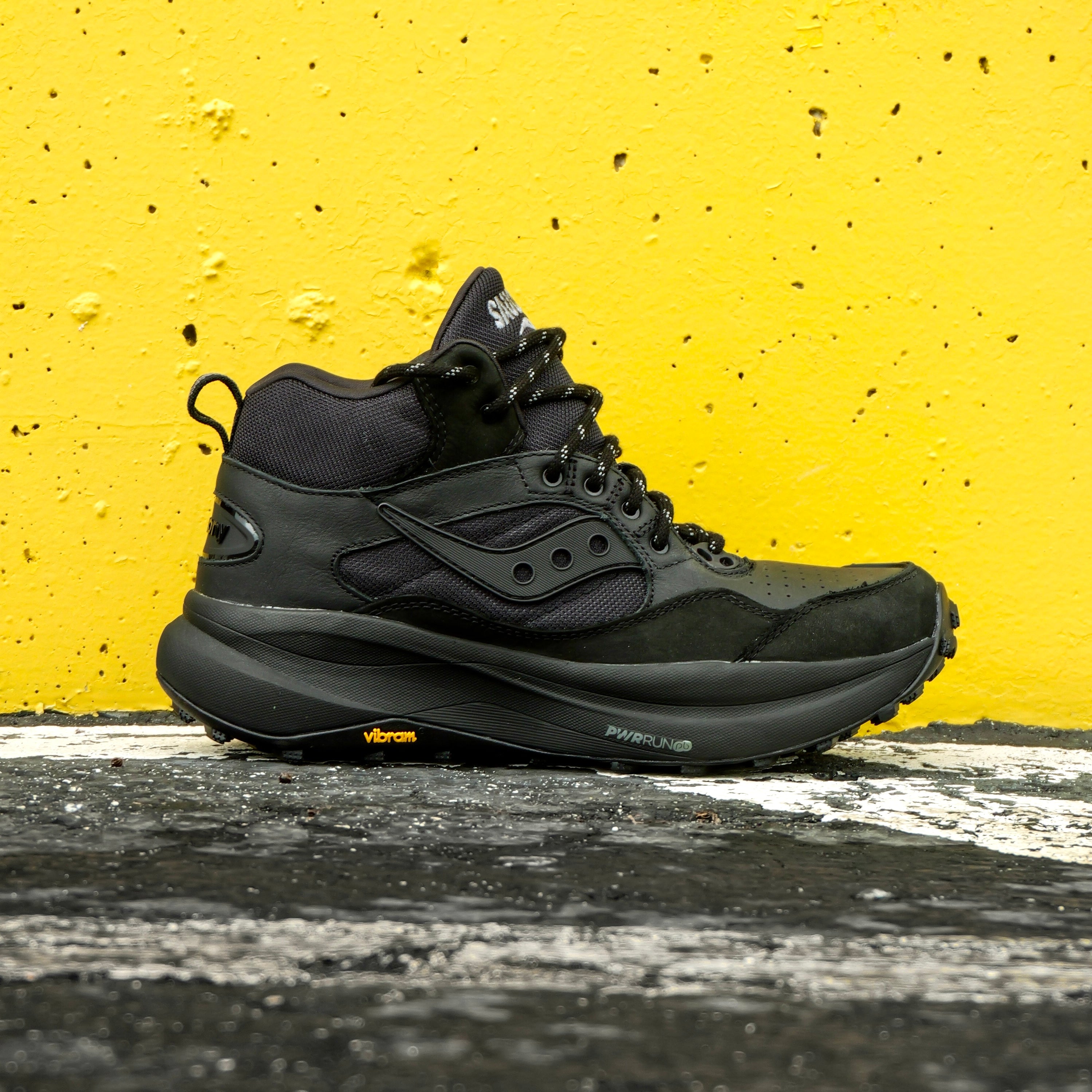 Mens Saucony Trekker LS (Black)