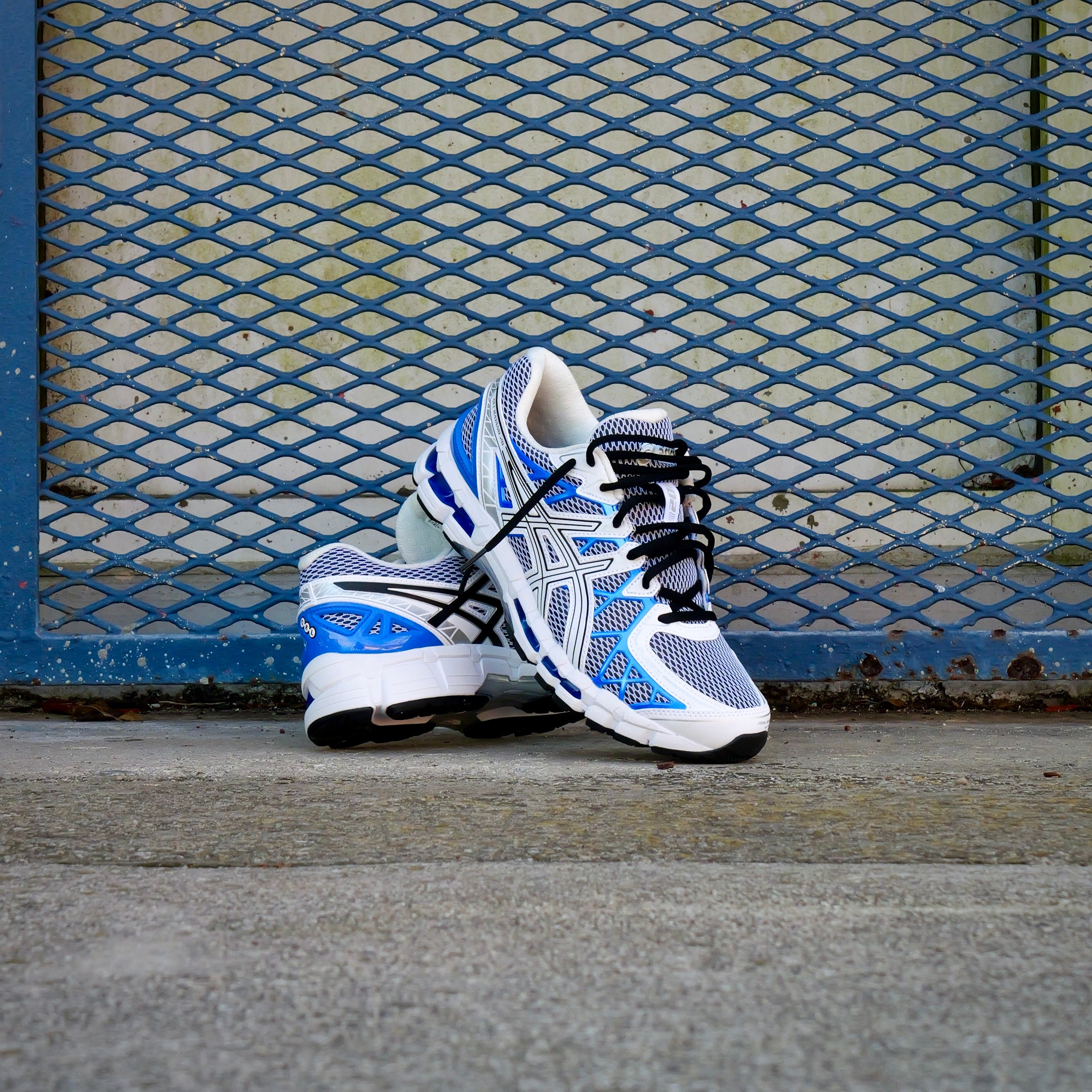 Mens Asics Gel-Kayano 20 (White/Illusion Blue)