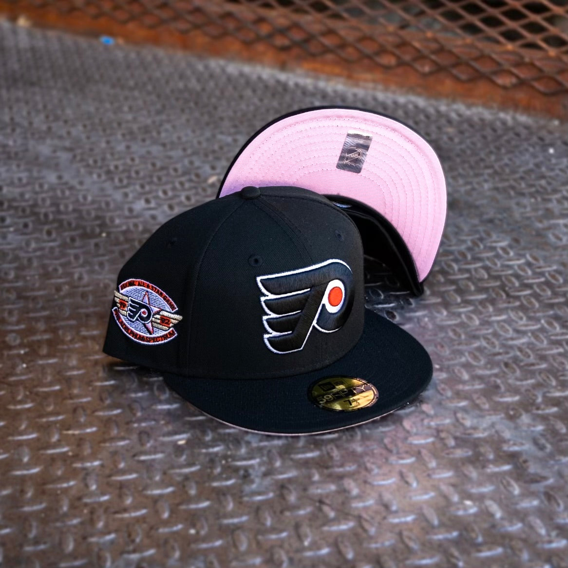New Era Philadelphia Flyers 1992 All-Star Game Pink UV (Black) 59Fifty Fitted - New Era