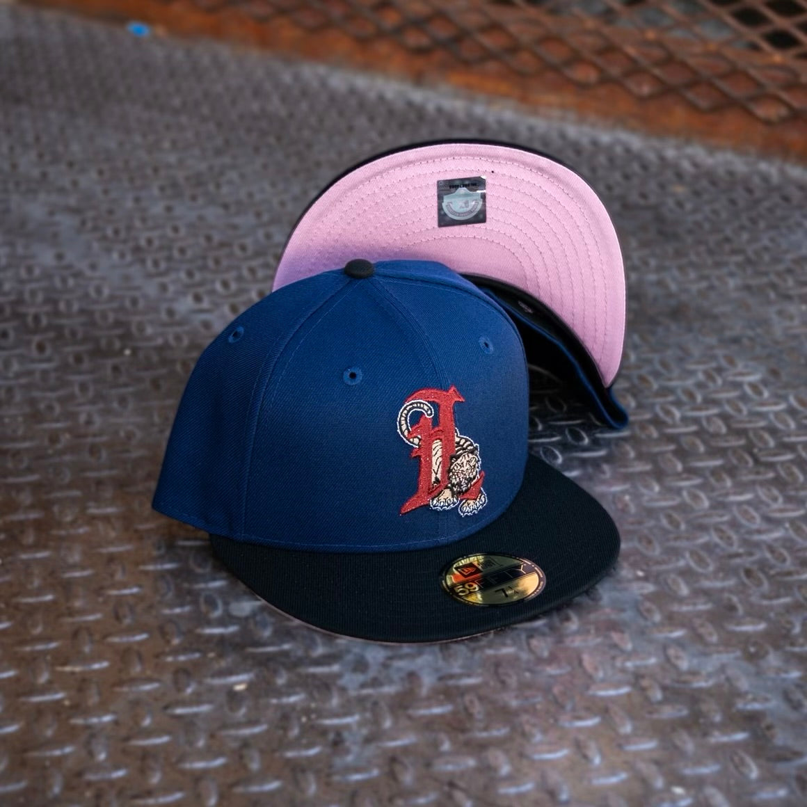 New Era Lakeland Tigers Pink UV (Navy/Black) 59Fifty Fitted - New Era