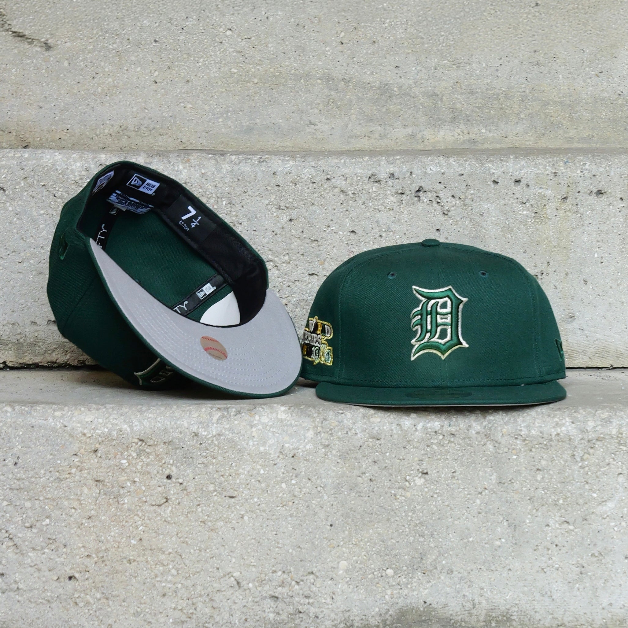 New Era Detroit Tigers 1984 World Series Side Patch Fitted (Dark Green)