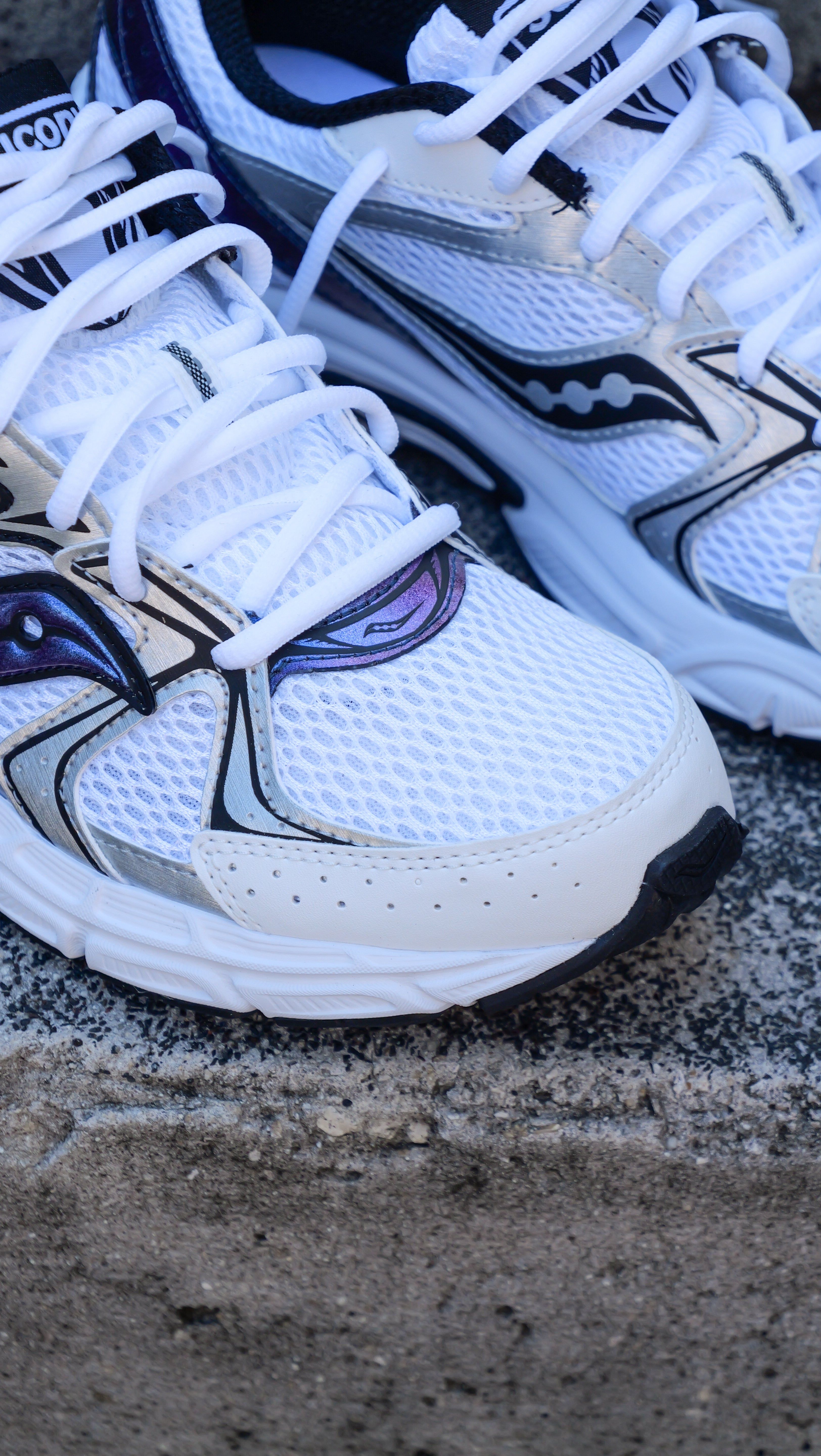 Mens Saucony Ride Millennium (White/Nightsky)