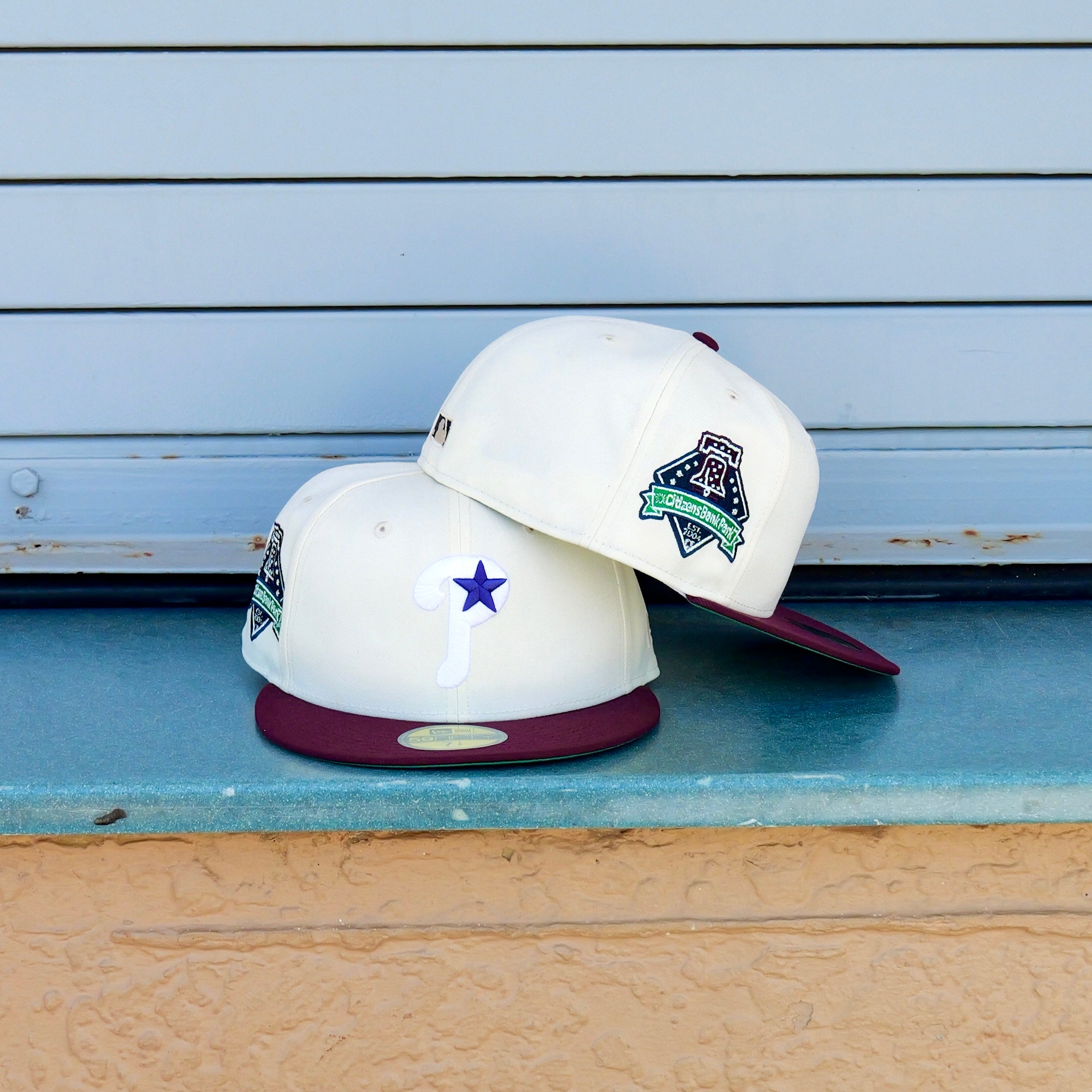 New Era Philadelphia Phillies Citizens Bank Park Side Patch Fitted (Chrome/Maroon) - New Era