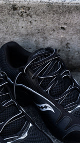 Mens Saucony ProGrid V2 (Black/Silver) - Saucony