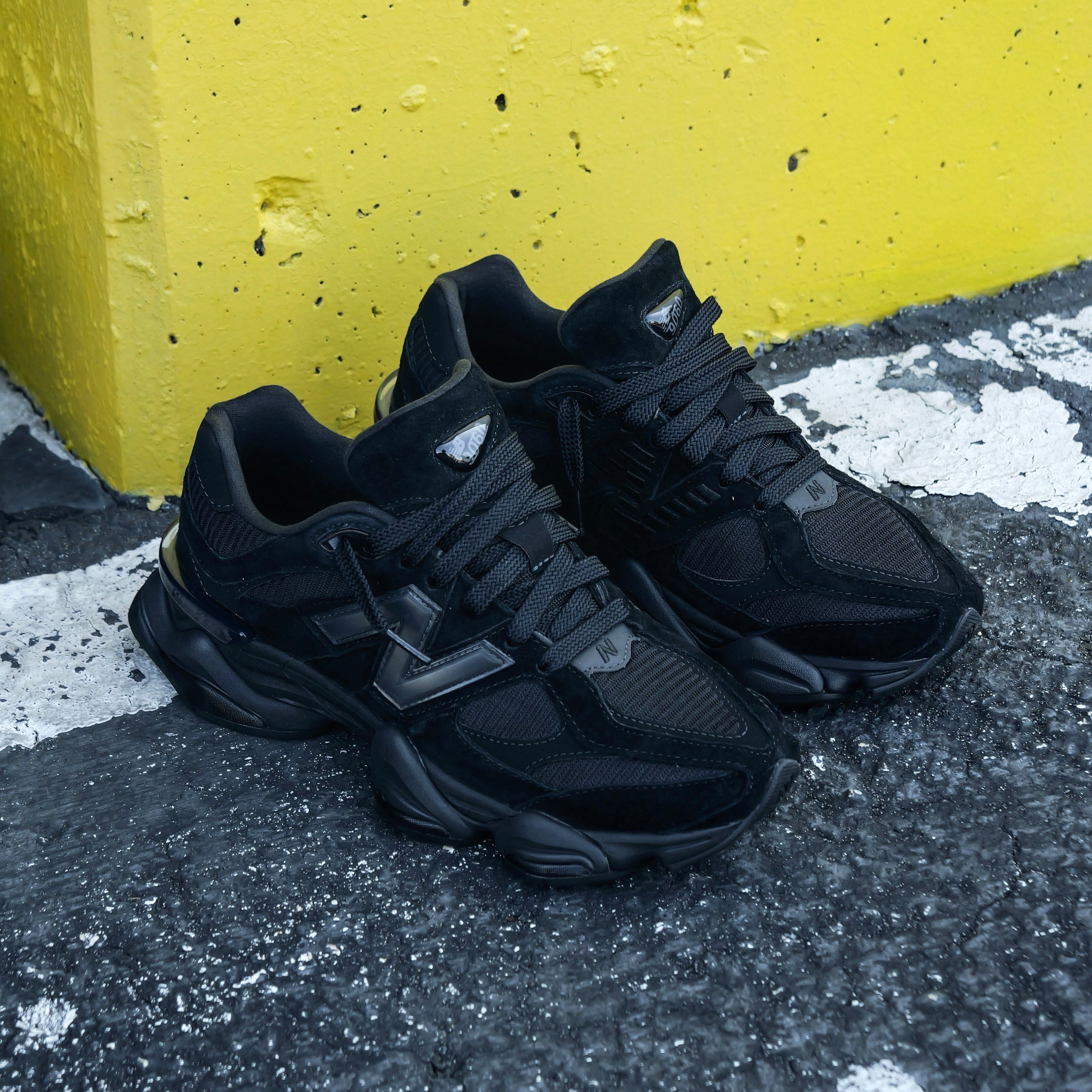 Mens New Balance U9060BPM (Triple Black) - New Balance