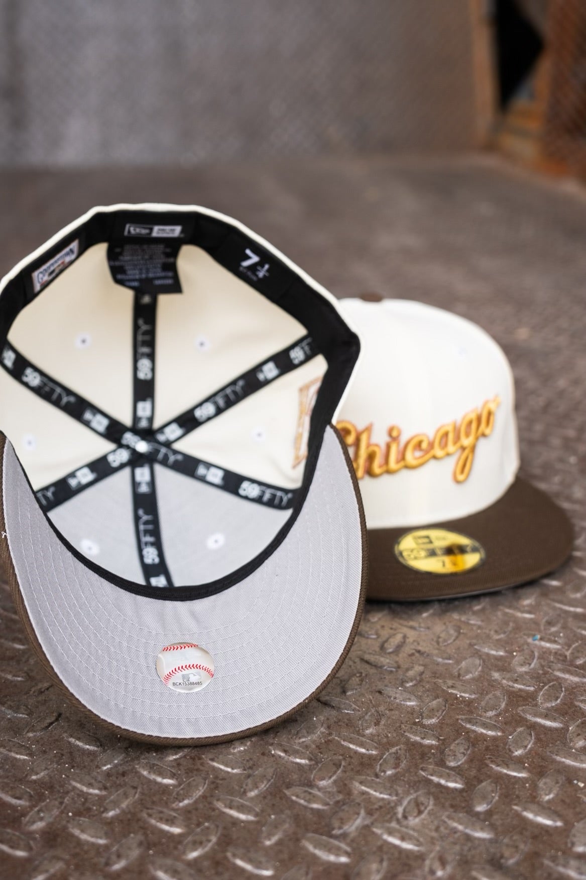 New Era Chicago White Sox 95th Anniversary Grey UV (Off White/Walnut) 59Fifty Fitted - New Era