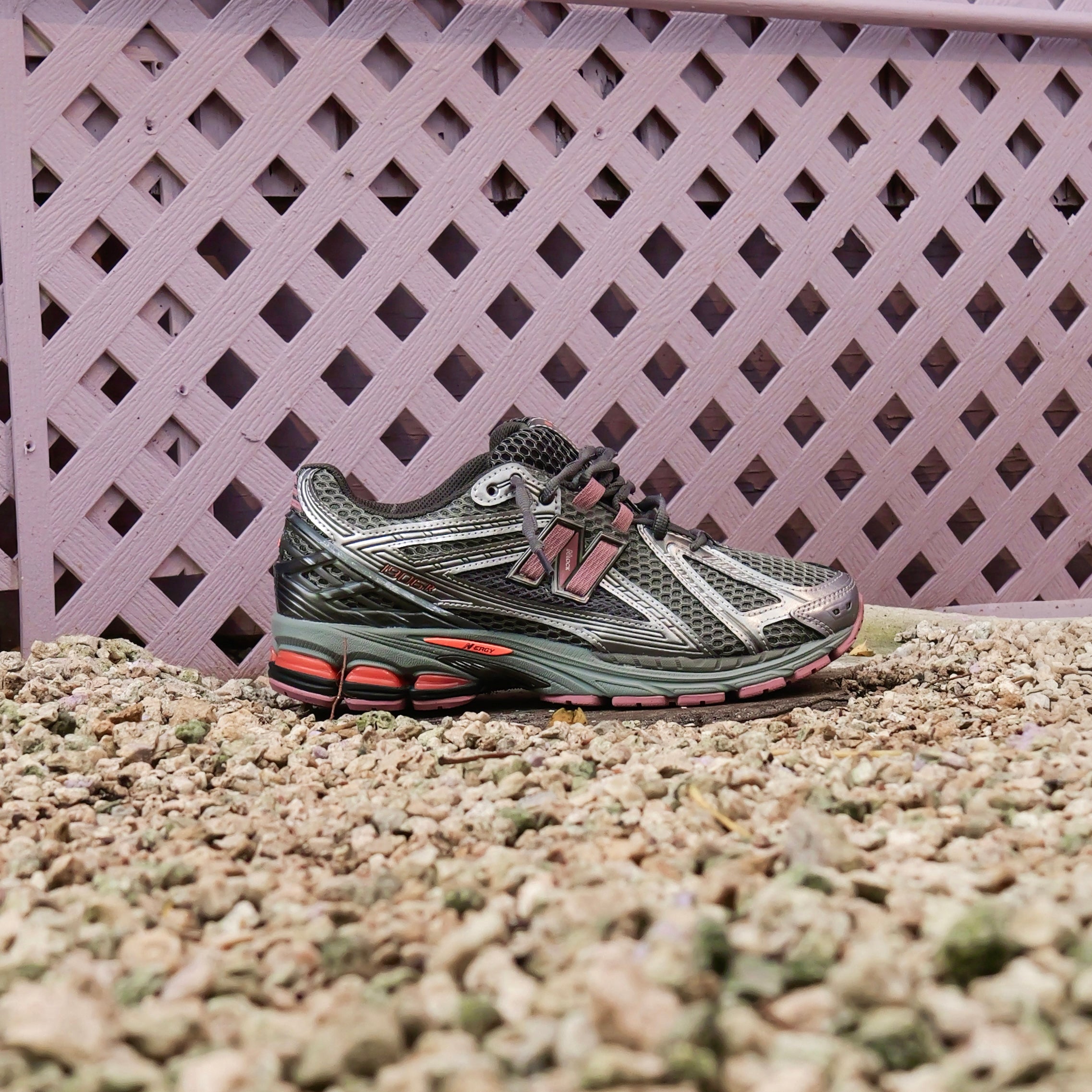 Mens New Balance 1906R (Metallic Rosewood) U190629R - New Balance