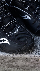 Mens Saucony ProGrid V2 (Black/Silver) - Saucony