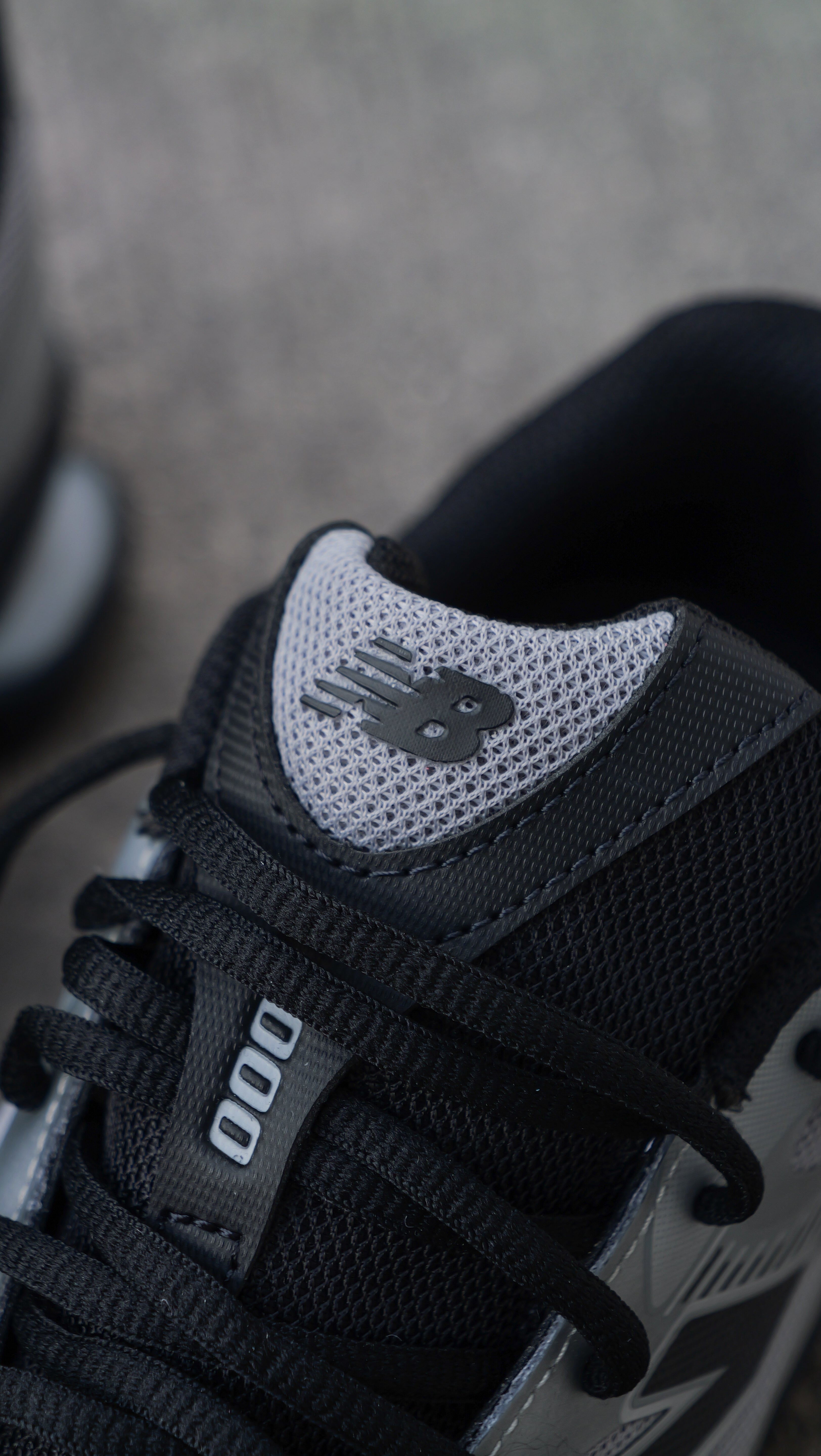 New Balance Abzorb 2000 (Silver/Black) - New Balance