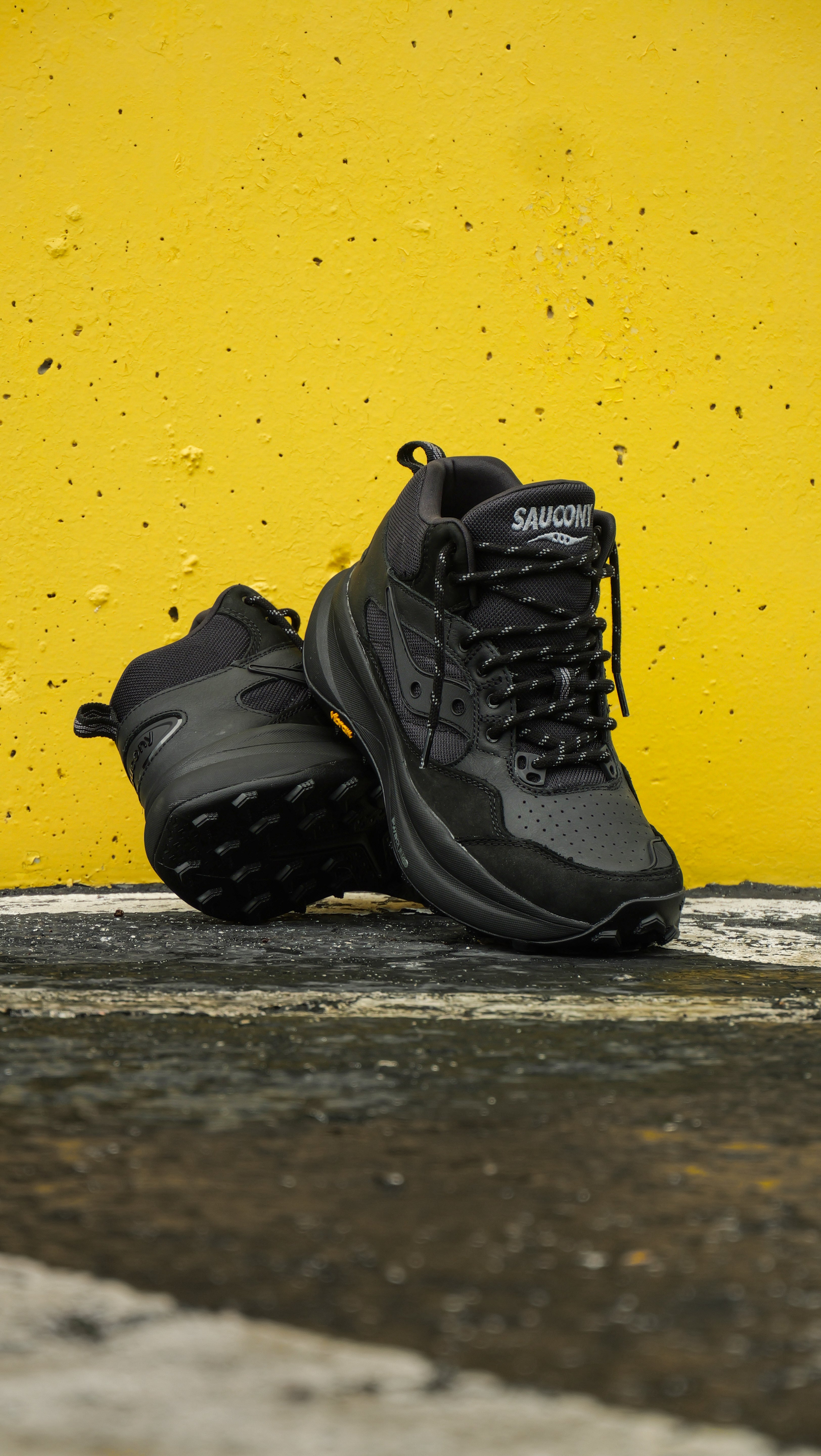 Mens Saucony Trekker LS (Black)