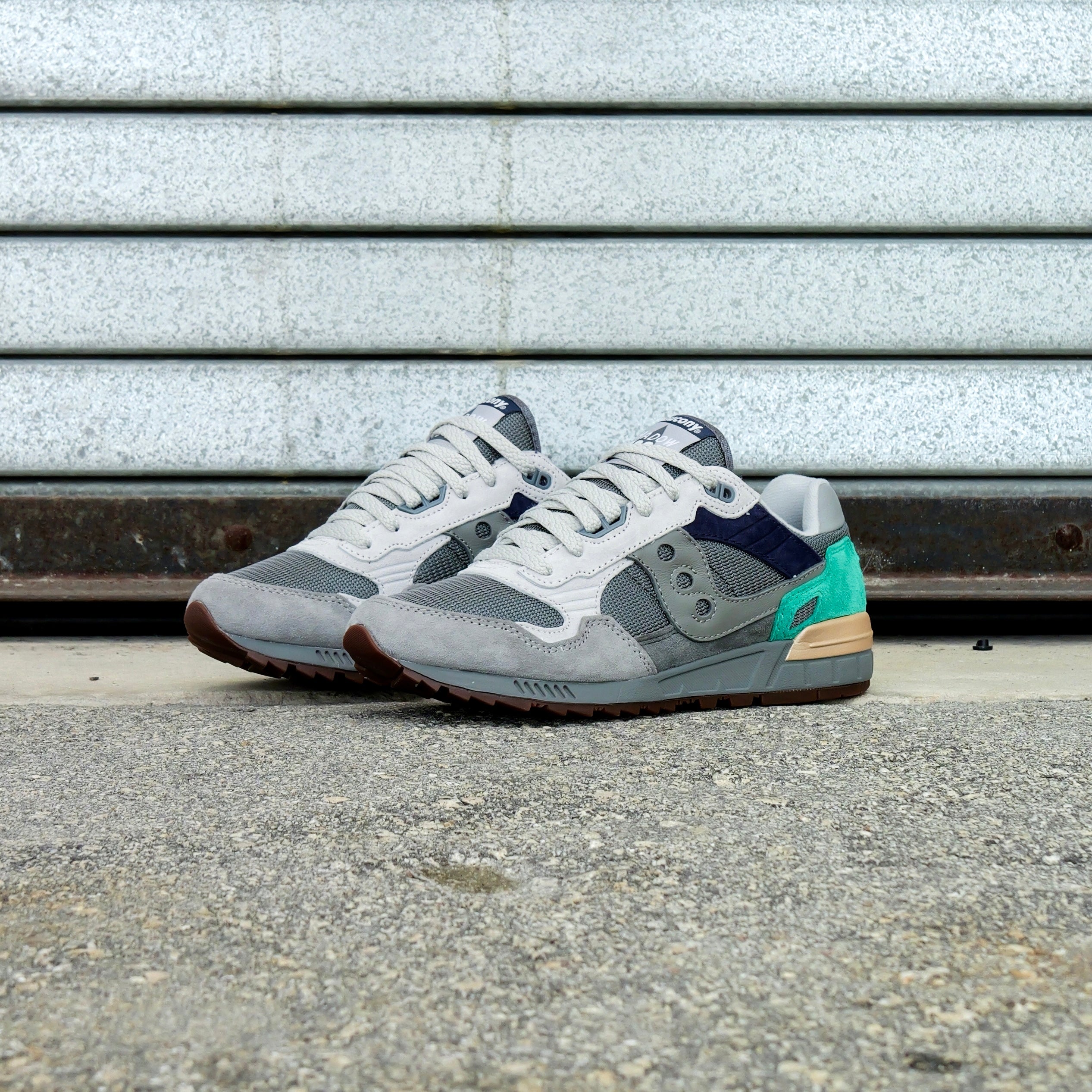 Mens Saucony Shadow 5000 (Carbon/Cadet)