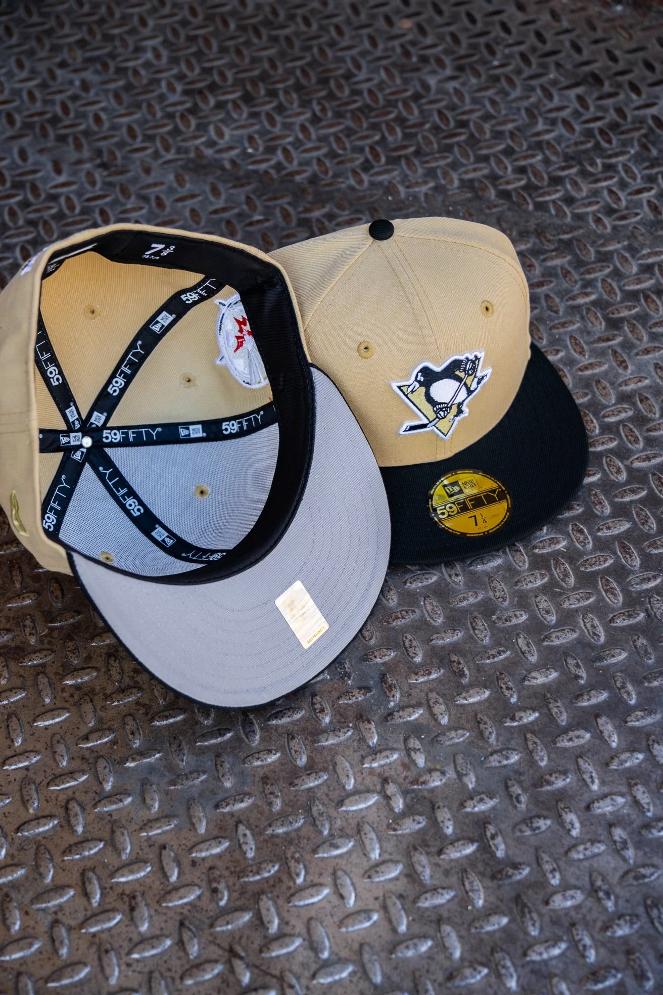 New Era Pittsburgh Penguins Maple Leafs ASG Grey UV (Vegas Gold/Black) 59Fifty Fitted - New Era