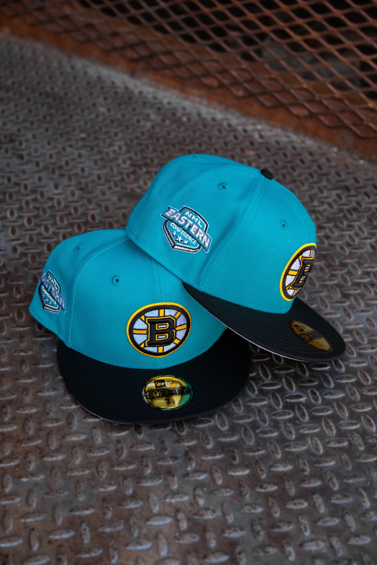 New Era Boston Bruins Eastern Conference Grey UV (Teal/Black) 59Fifty Fitted - New Era