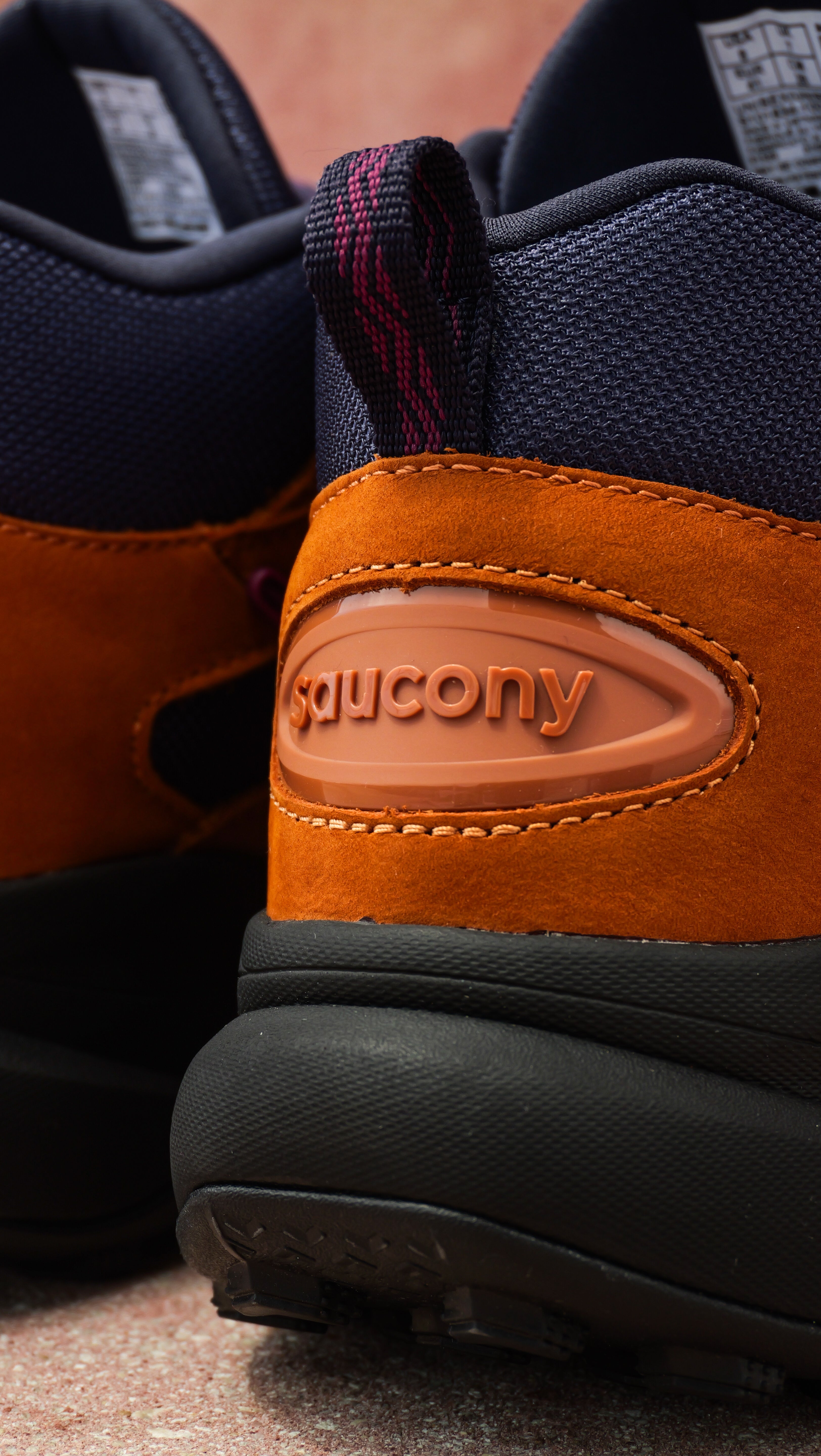 Mens Saucony Trekker LS (Ginger/Naval)