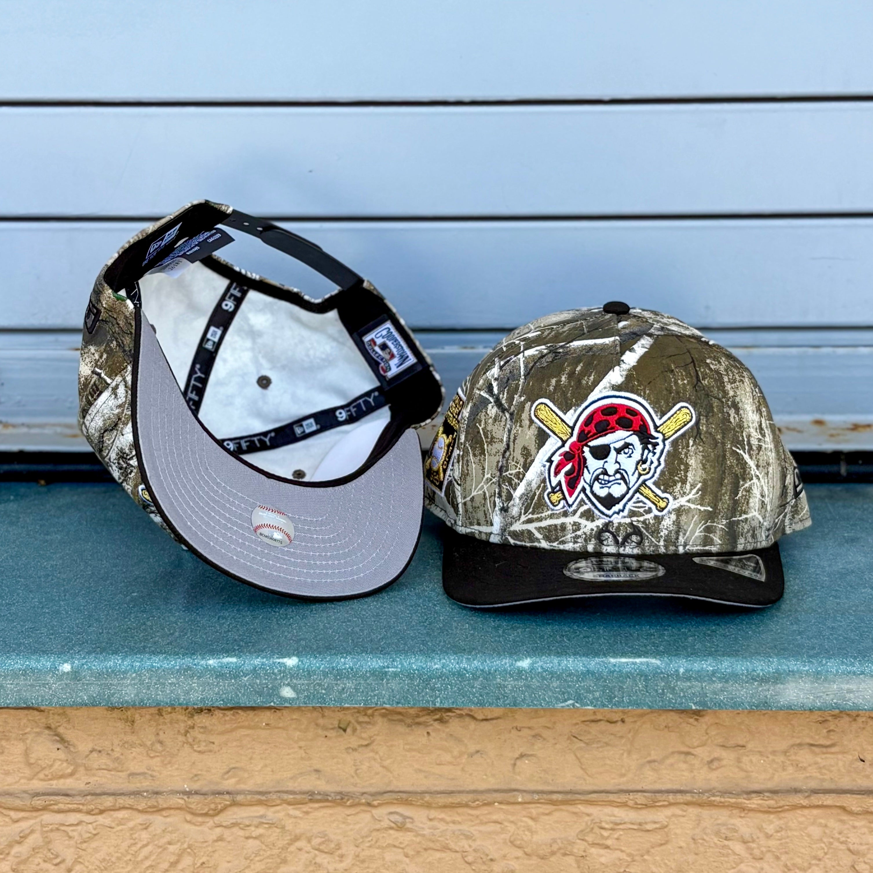 New Era Pittsburgh Pirates 1925 World Series Grey UV 9FIFTY A-Frame Snapback (Real Tree/Black)