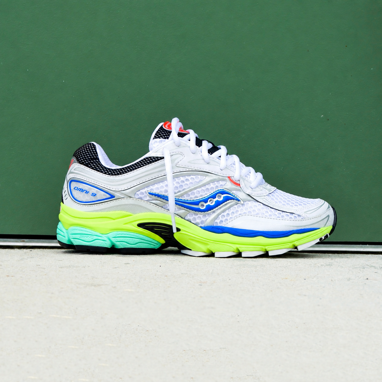 Mens Saucony ProGrid Omni 9 (White Tart) - Saucony