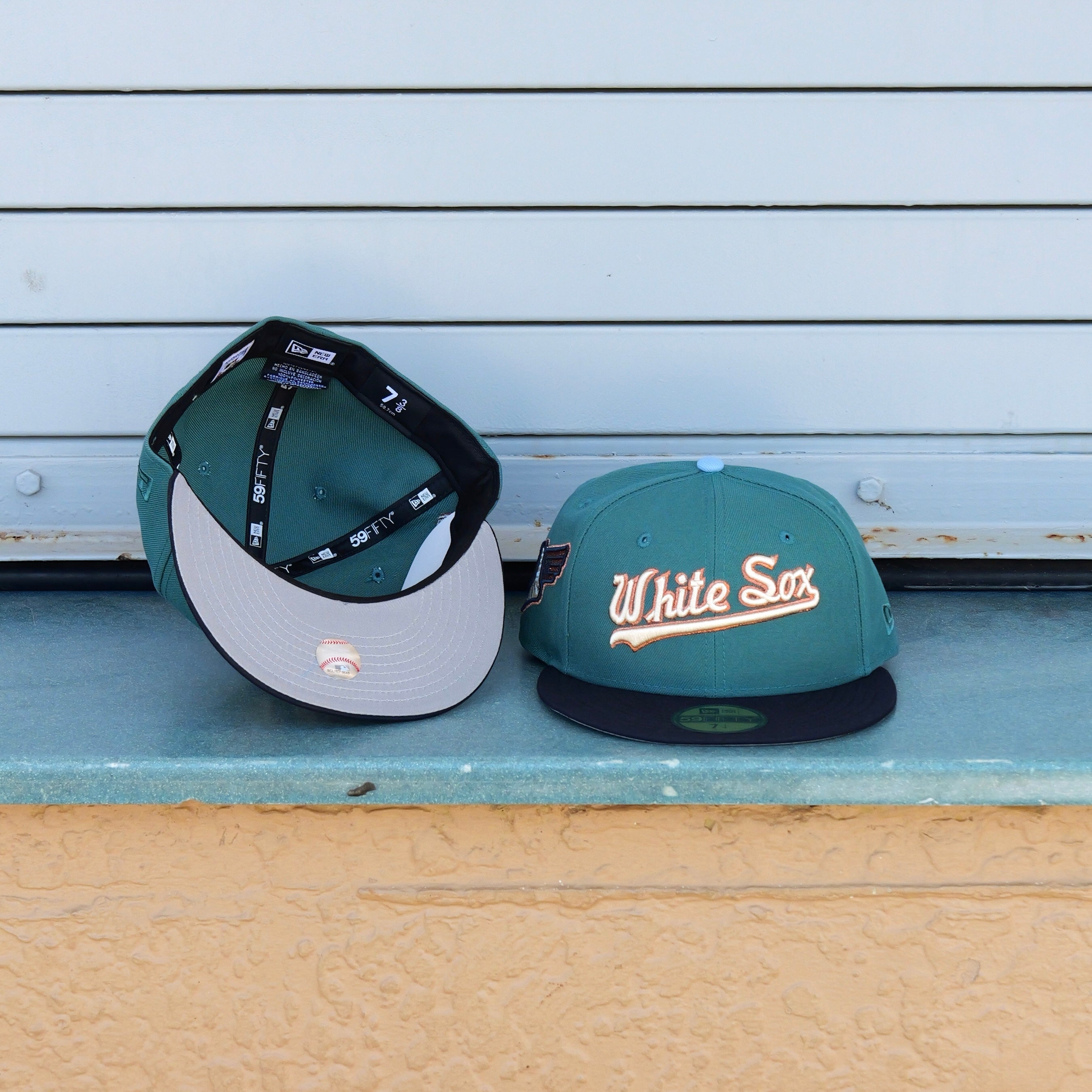 New Era Chicago White Sox Side Patch Fitted (Teal/Navy) - New Era