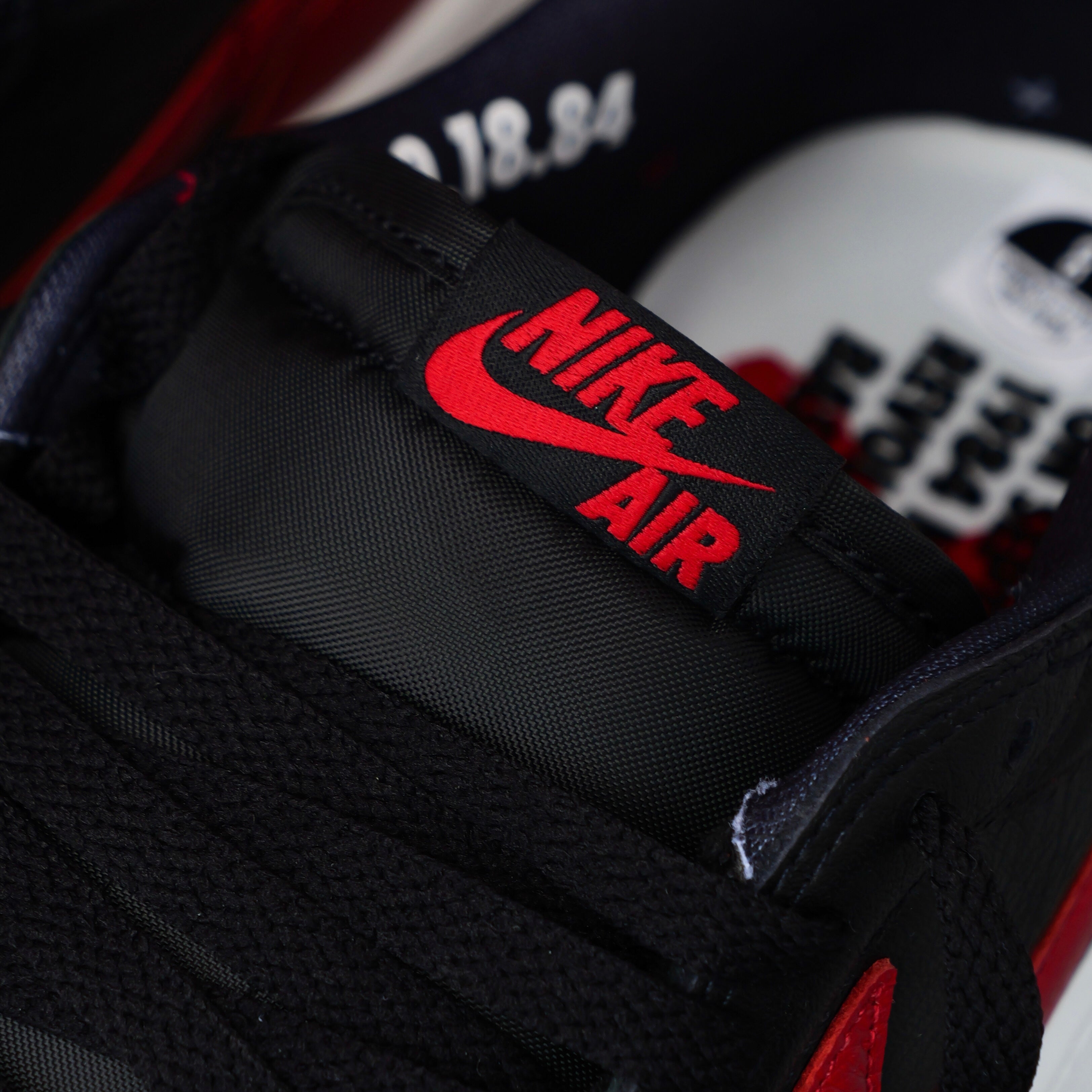 Mens Air Jordan 1 Retro Low OG (Banned)