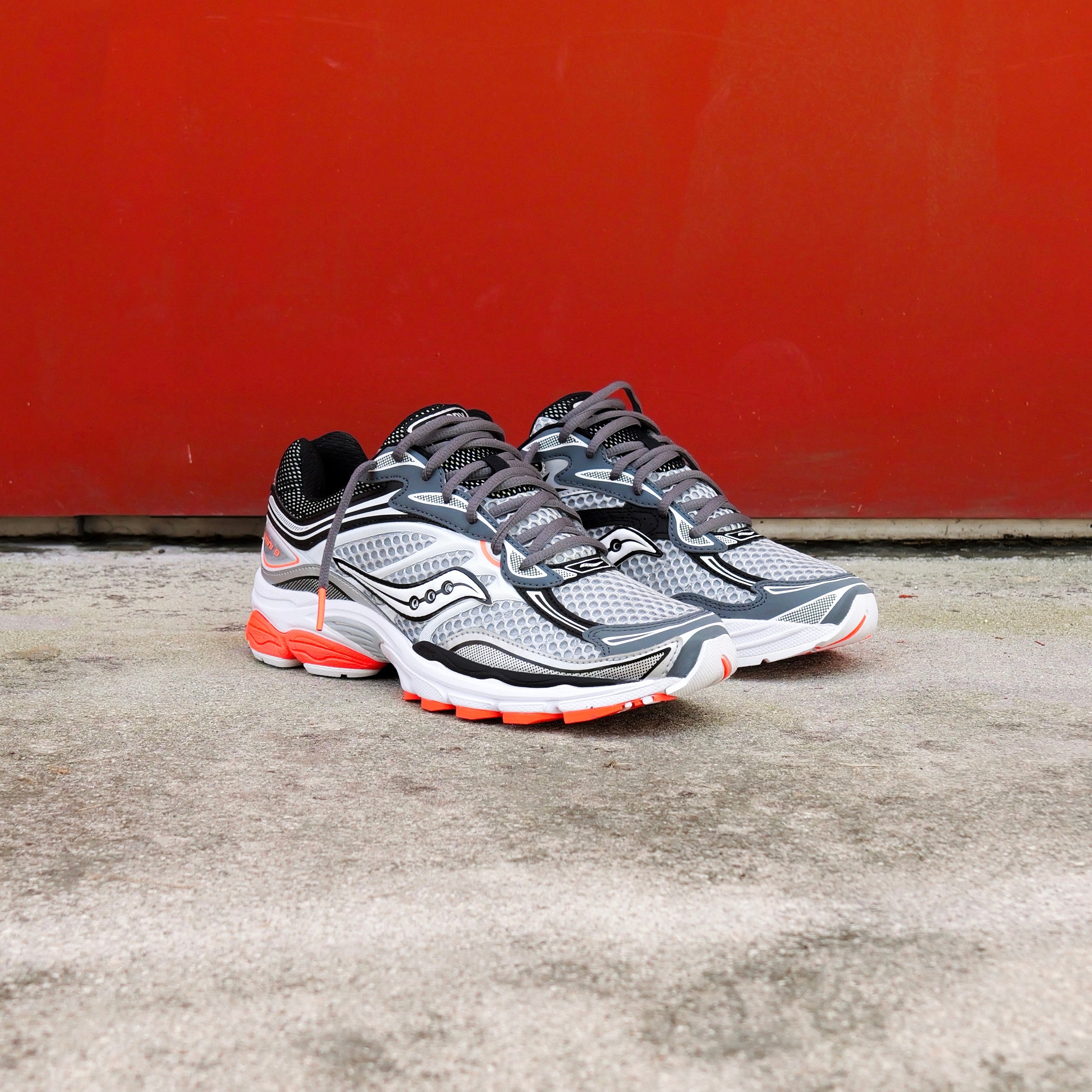 Mens Saucony ProGrid Omni 9 (Cadet/Vizired)