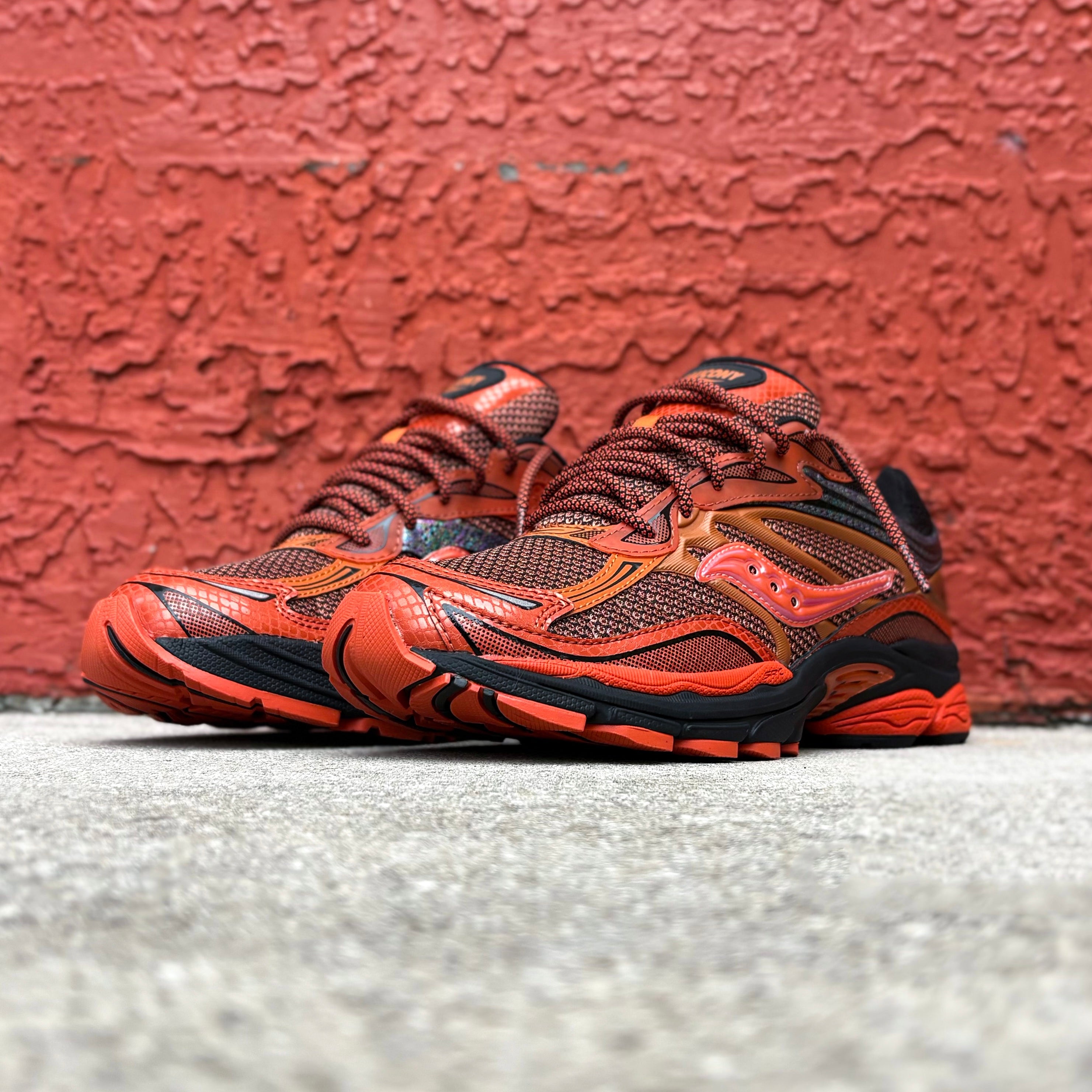 Mens Saucony ProGrid Omni 9 (Copper Glow)