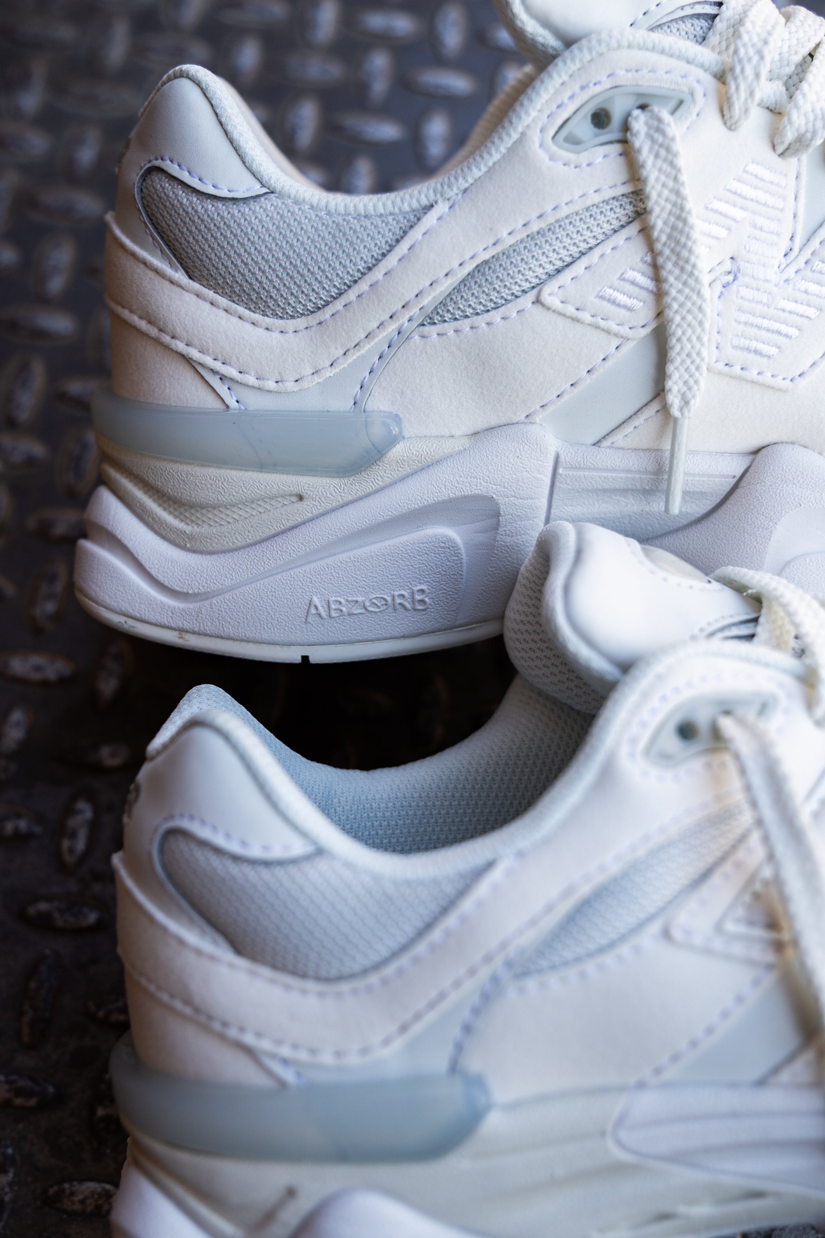 Gradeschool New Balance 9060 (Light Grey) - New Balance