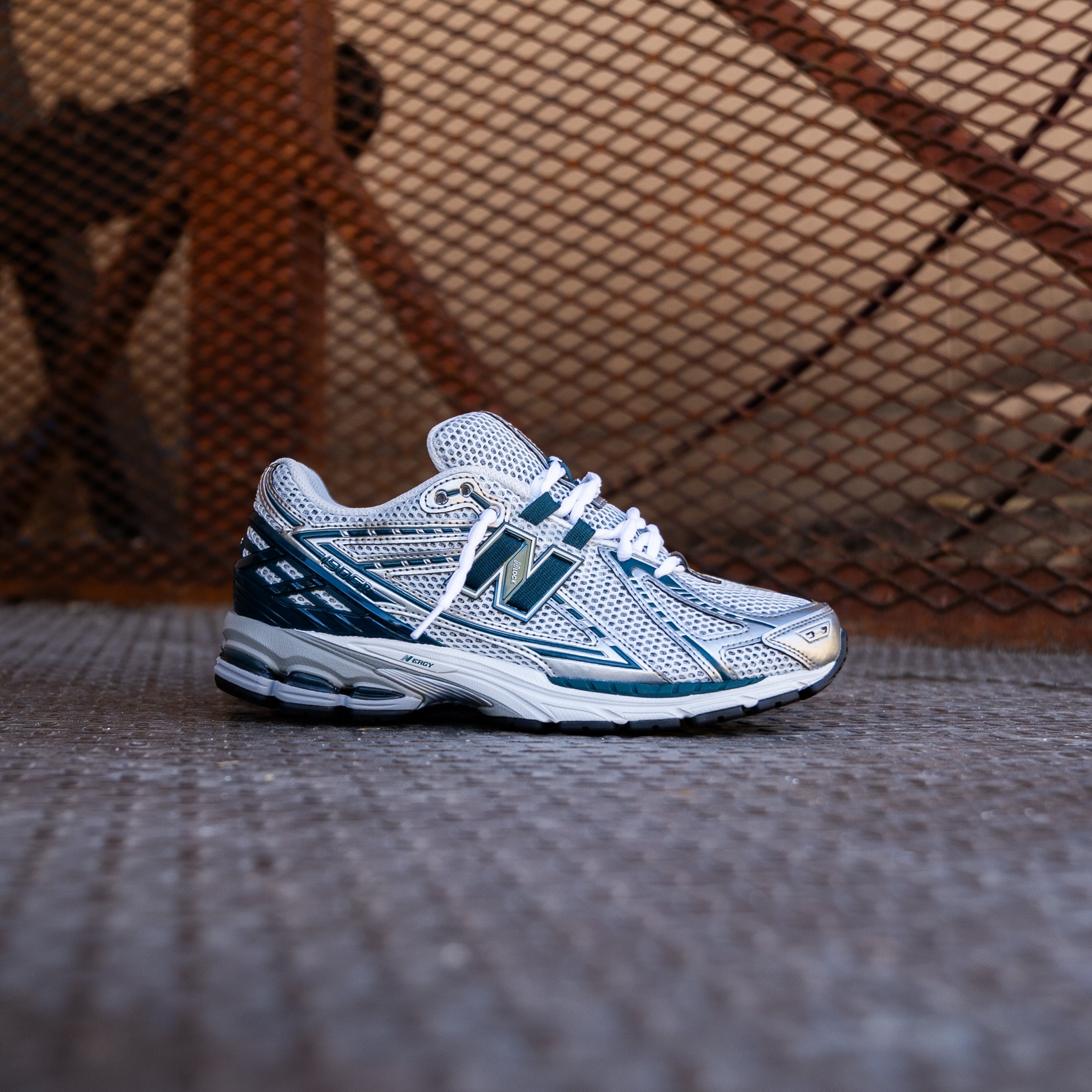 Mens New Balance 1906R (Metallic Silver/Deep Ocean) - U1906RCE - VIP New Balance