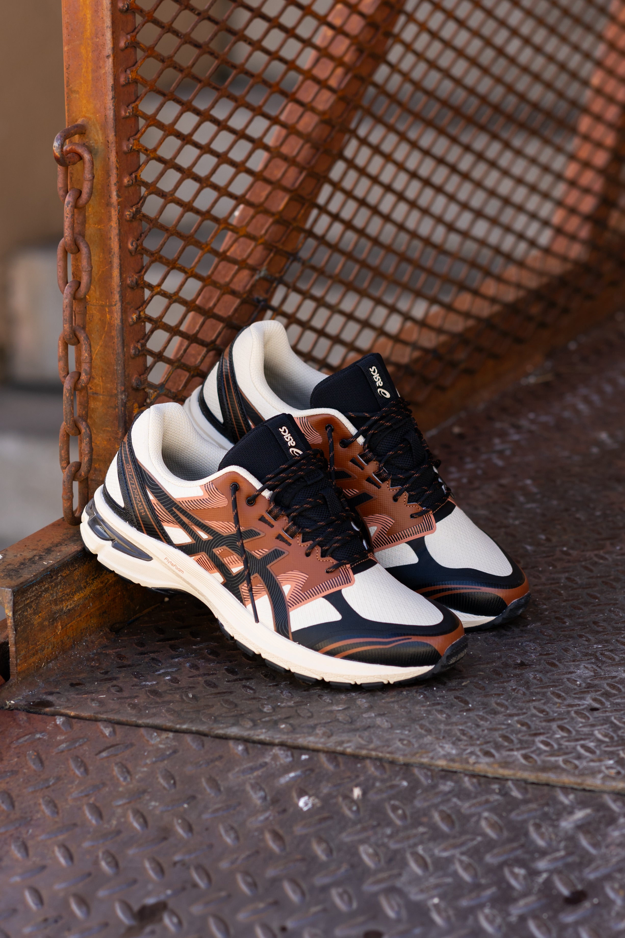 Mens Asics Gel-Terrain (Vanilla/Black) - 1203A342-250 - Asics