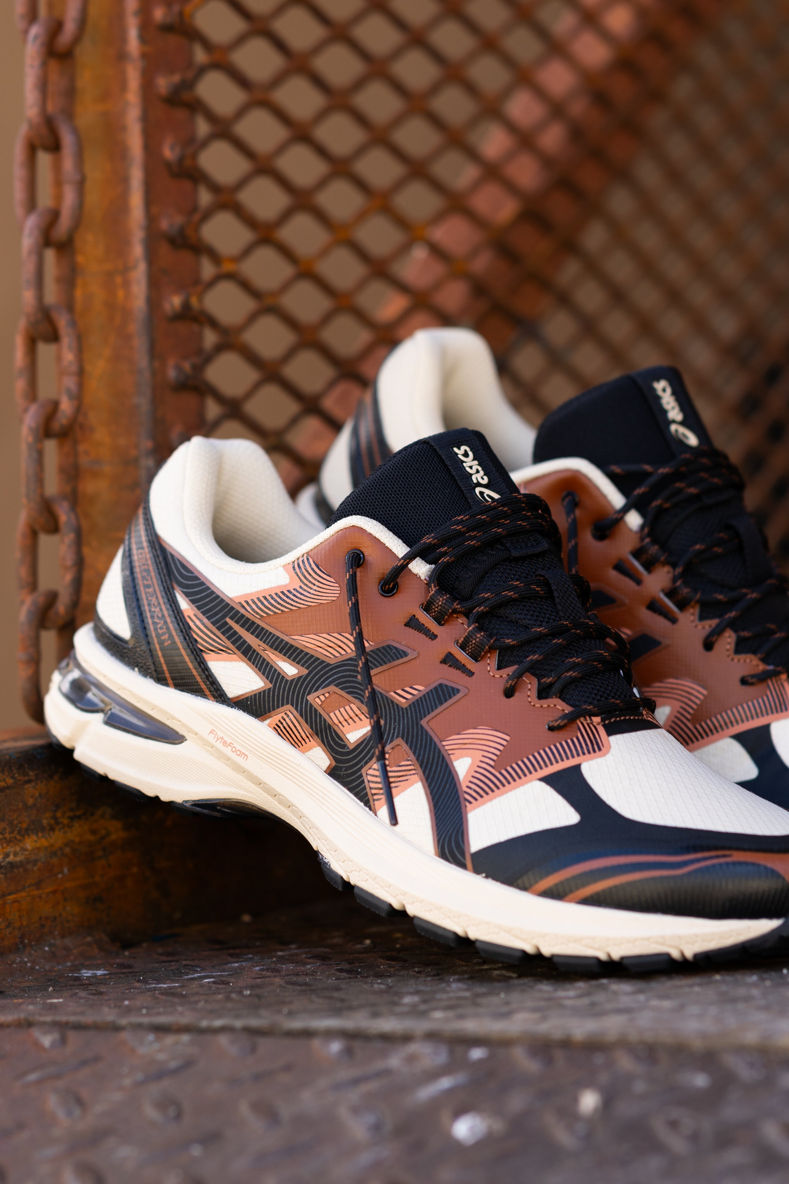 Mens Asics Gel-Terrain (Vanilla/Black) - 1203A342-250 - Asics