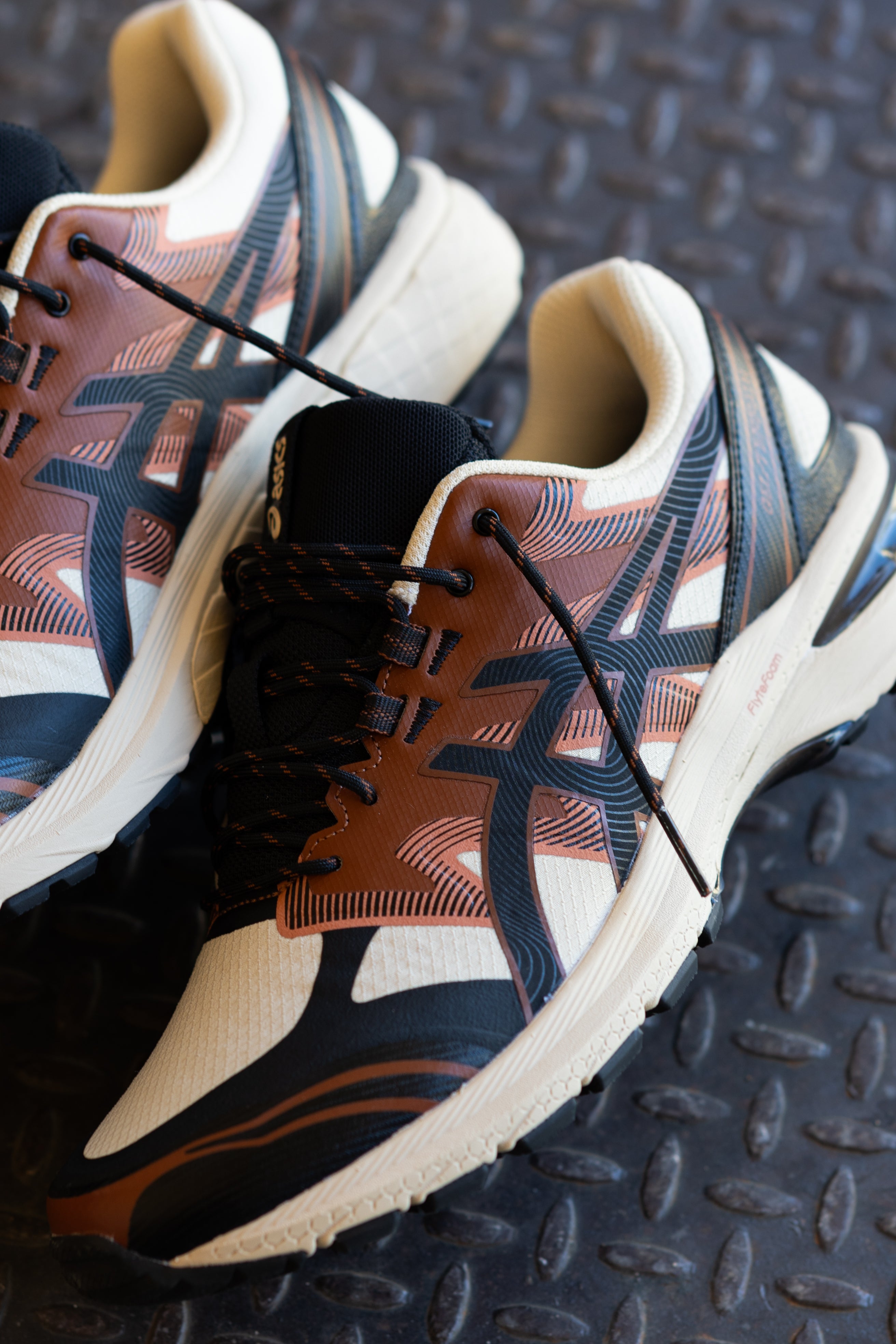 Mens Asics Gel-Terrain (Vanilla/Black) - 1203A342-250 - Asics