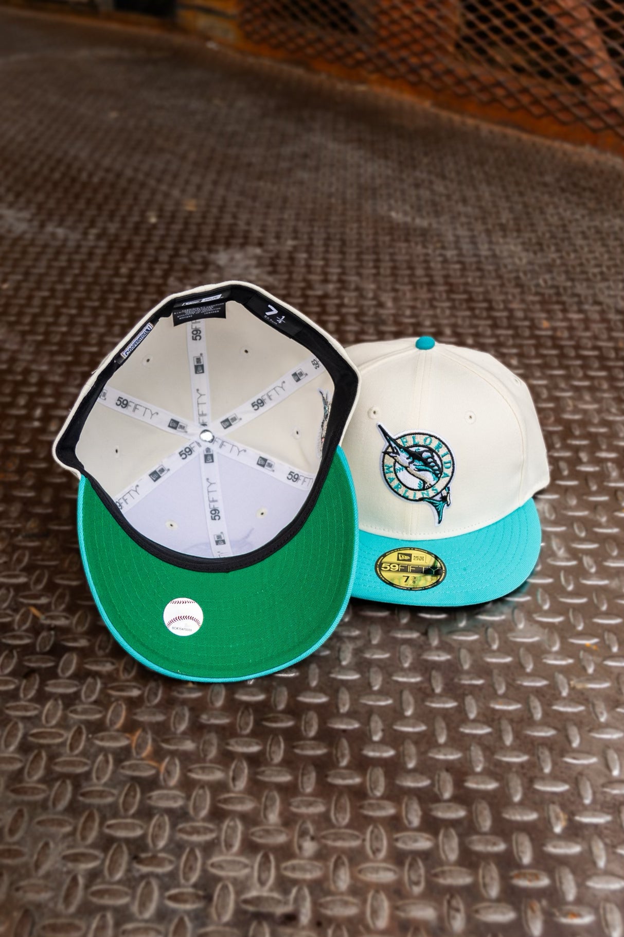 New Era Florida Marlins 2003 WS Champions Green UV 59Fifty Fitted (Off White/Teal) - New Era