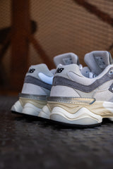 Mens New Balance 9060 (Grey/Grey) - New Balance