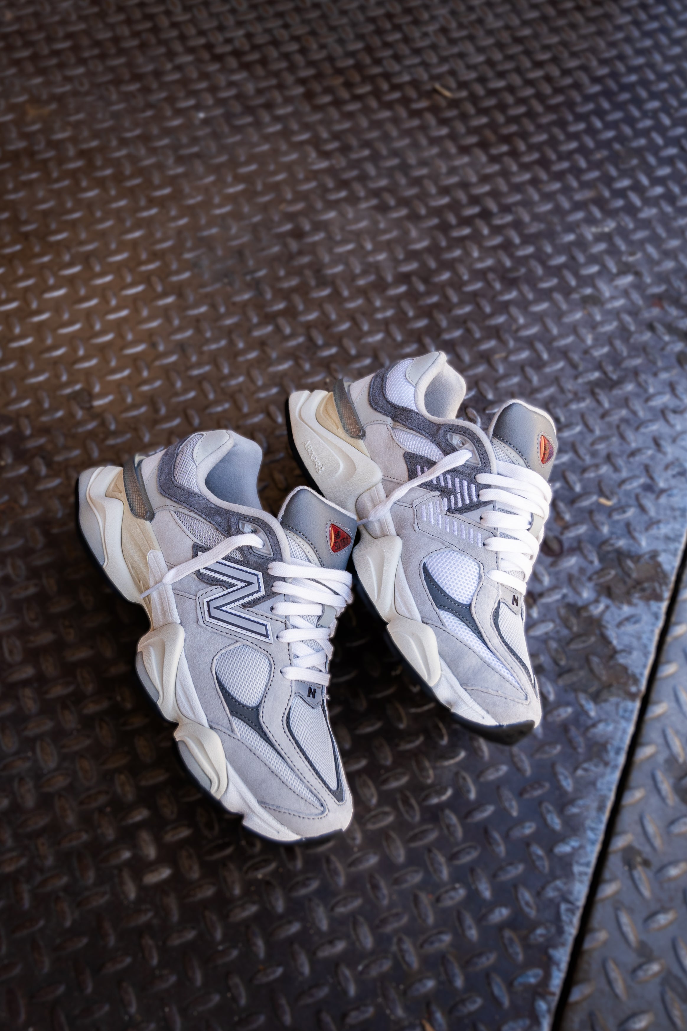 Mens New Balance 9060 (Grey/Grey) - New Balance