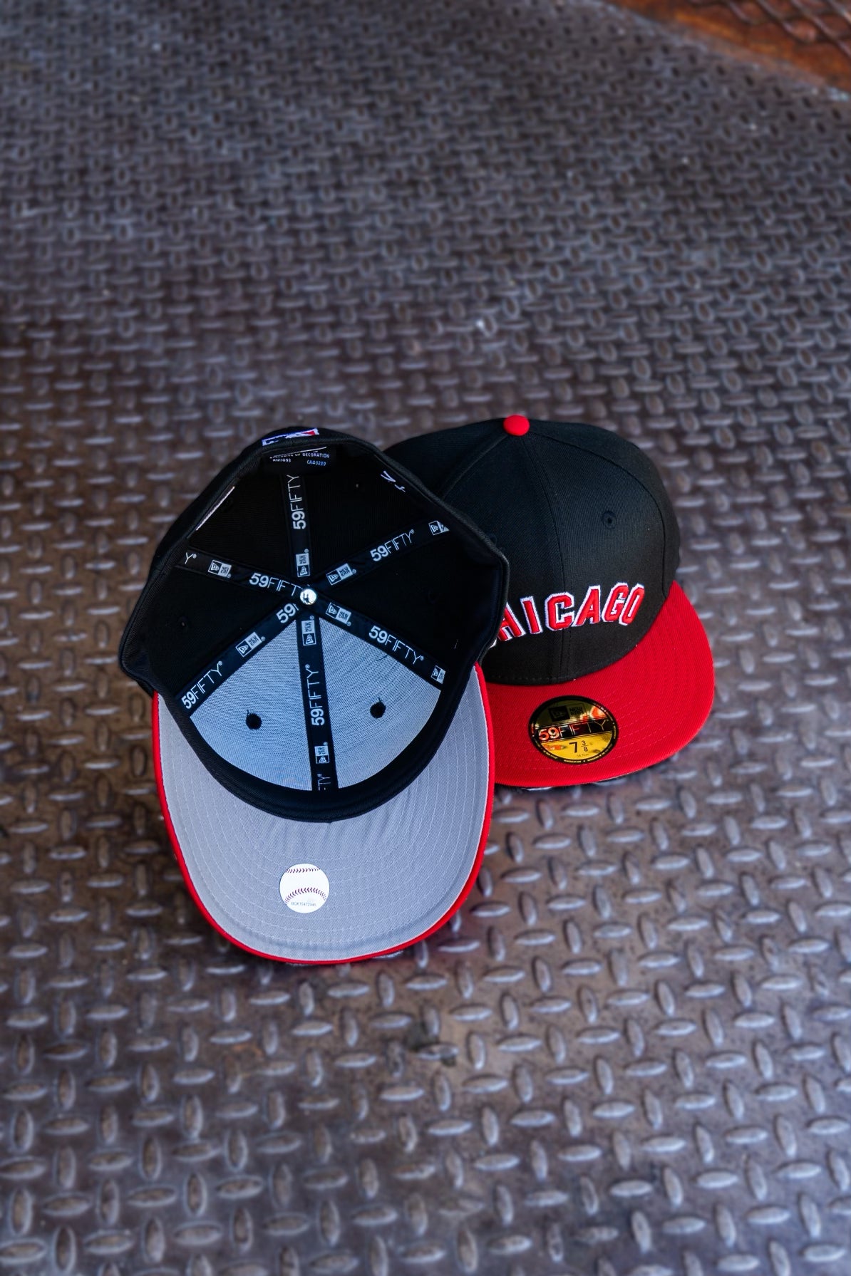 New Era Chicago White Sox Grey UV 59Fifty Fitted (Black/Red) - New Era