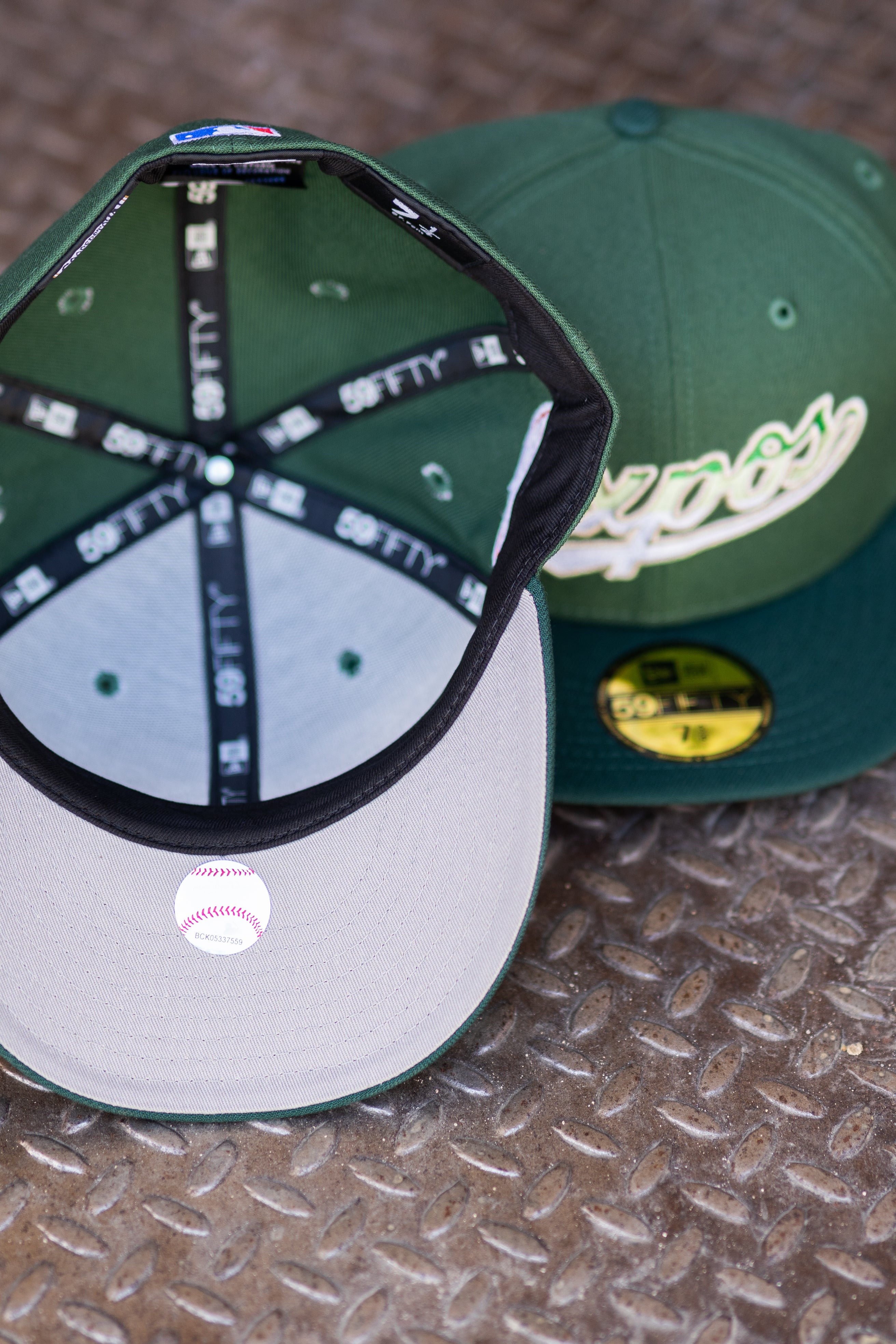 New Era Montreal Expos Grey UV (Green/Dark Green) 59Fifty Fitted - New Era