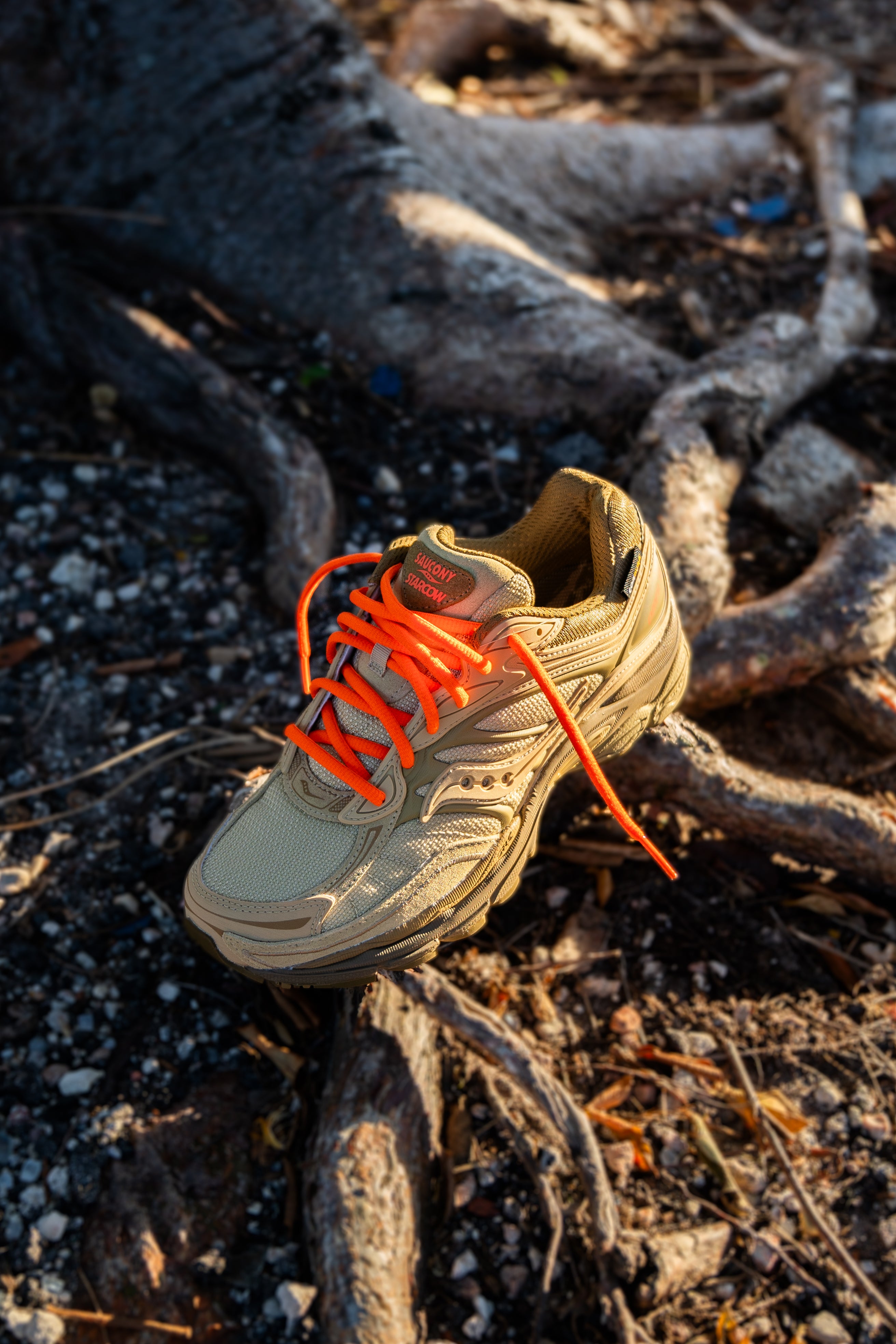 Mens Saucony x Starcow ProGrid Omni 9 (Beige/Tan) - Saucony