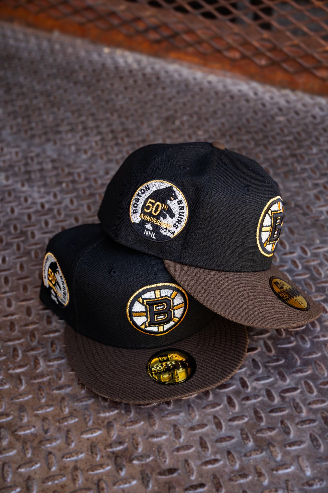 New Era Boston Bruins 50th Anniversary Pink UV (Black/Brown) 59Fifty Fitted - New Era