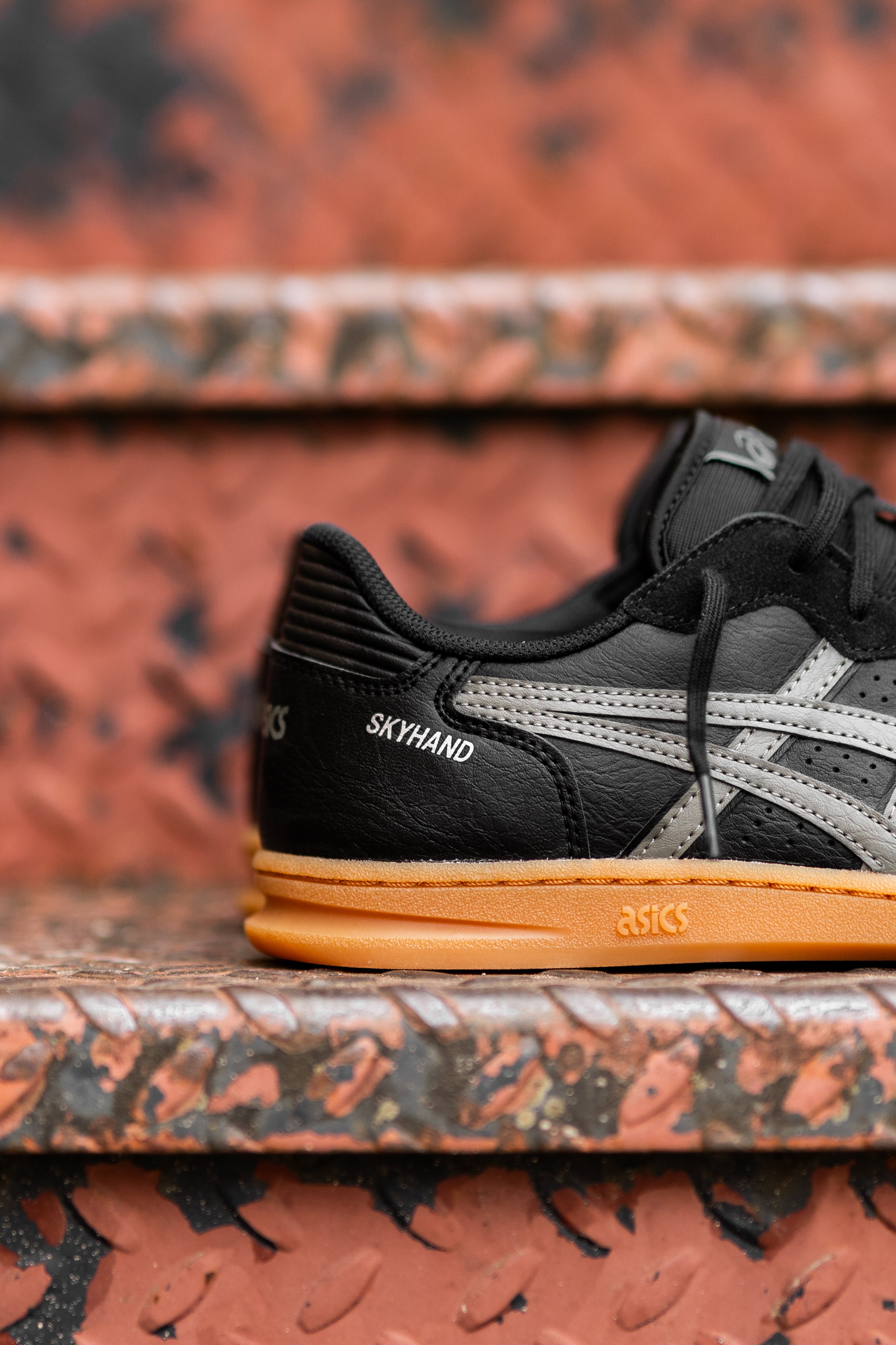 Men's Asics Skyhand OG (Black/Truffle Grey) - Asics