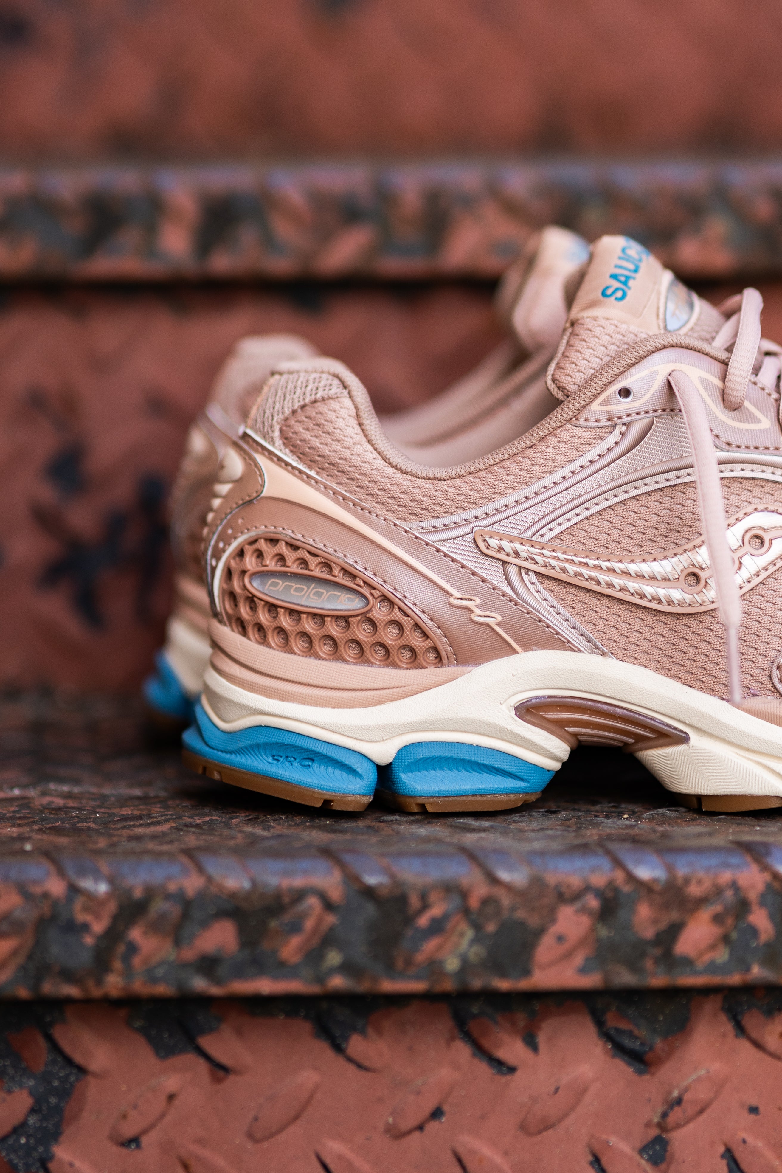 Mens Saucony ProGrid Triumph 4 (Tan/Royal) - Saucony