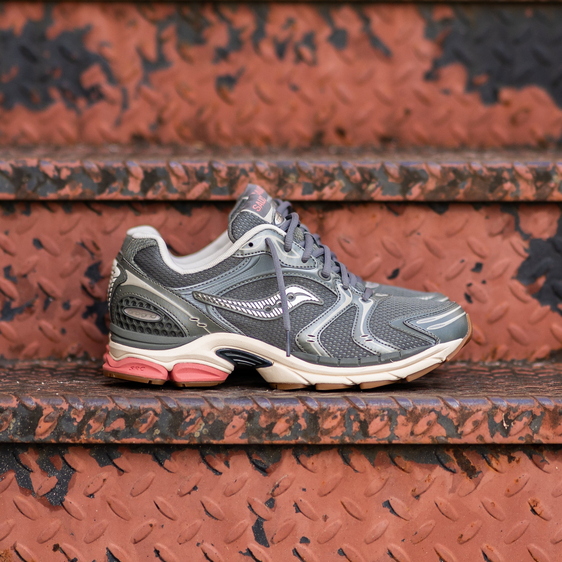 Mens Saucony ProGrid Triumph 4 (Agave/Peach) - Saucony