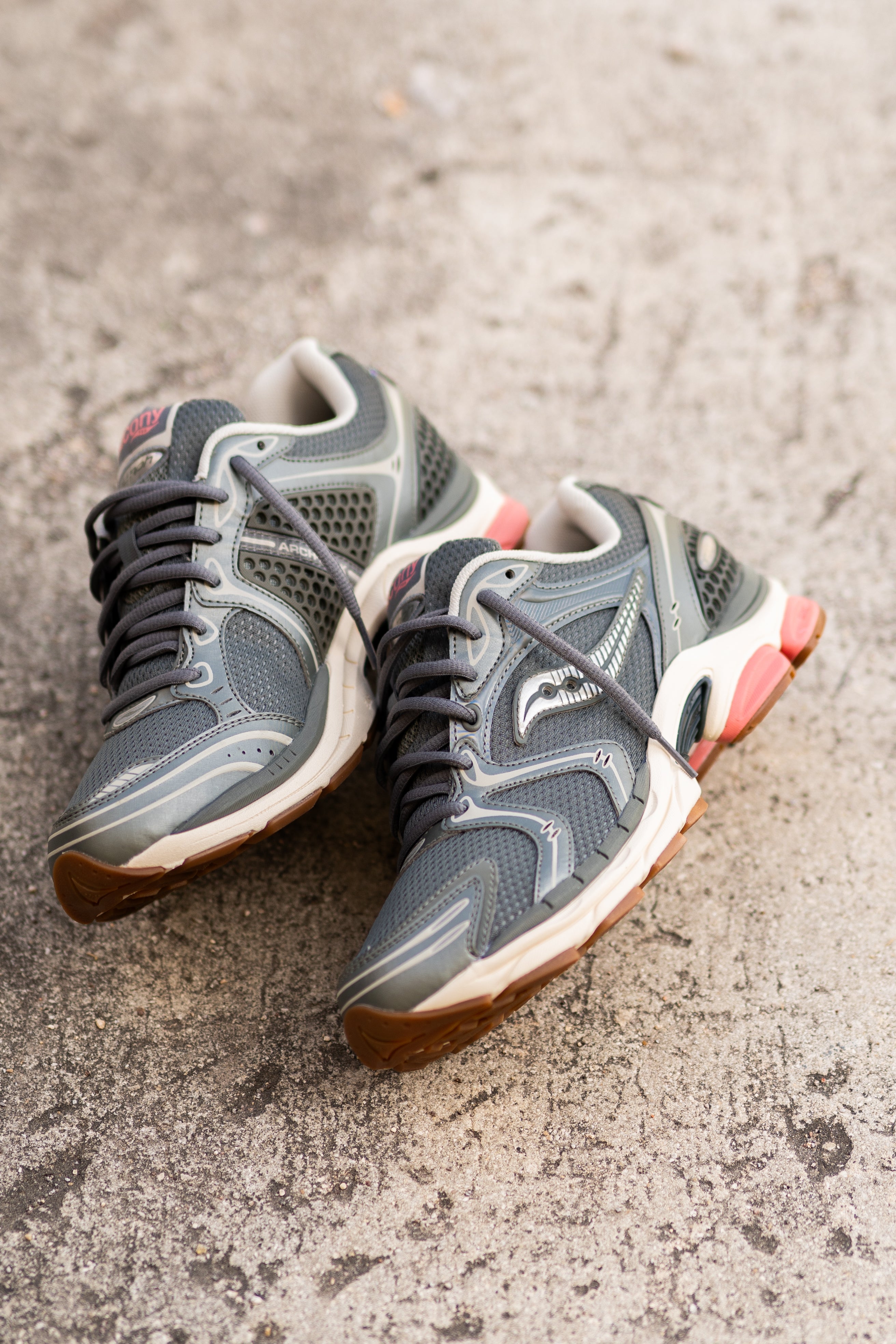 Mens Saucony ProGrid Triumph 4 (Agave/Peach) - Saucony