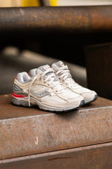 Mens Saucony OG ProGrid Omni 9 (Ivory/Grey) - Saucony