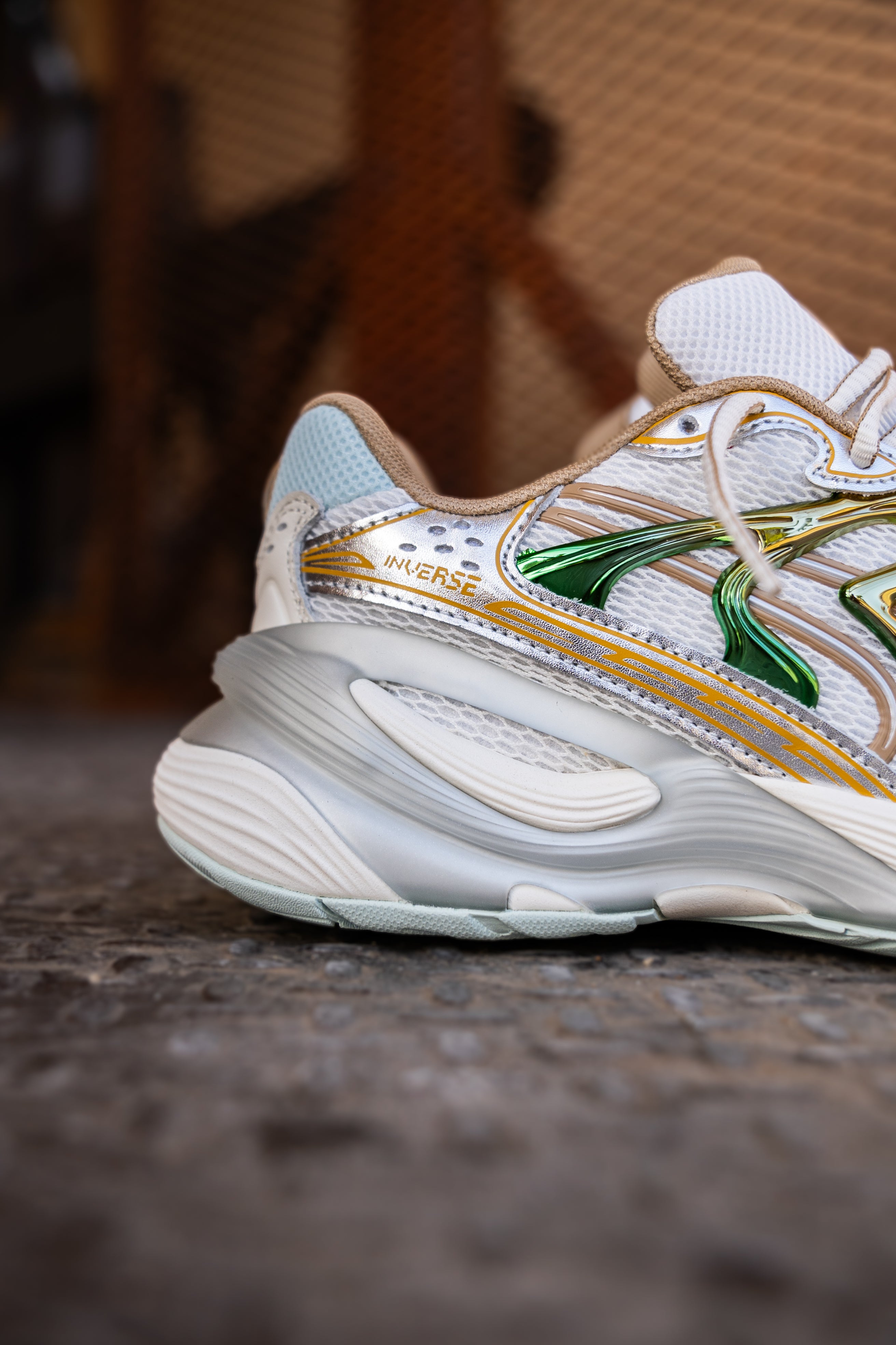 Womens Puma Inverse Shimmer (Warm White/Archive Gold) - Puma