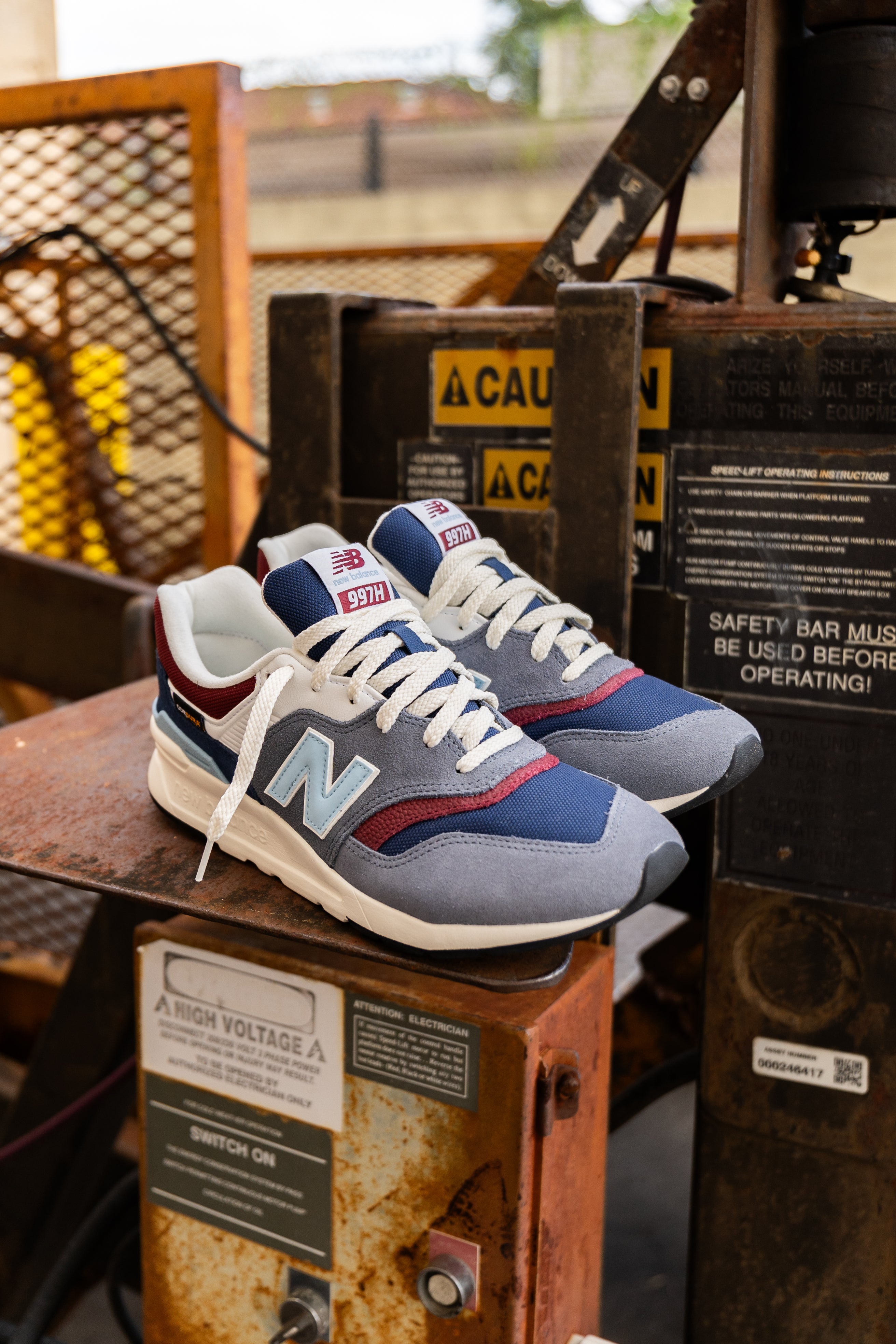 Mens New Balance 997H (Grey/Blue)- CM997HGN - New Balance