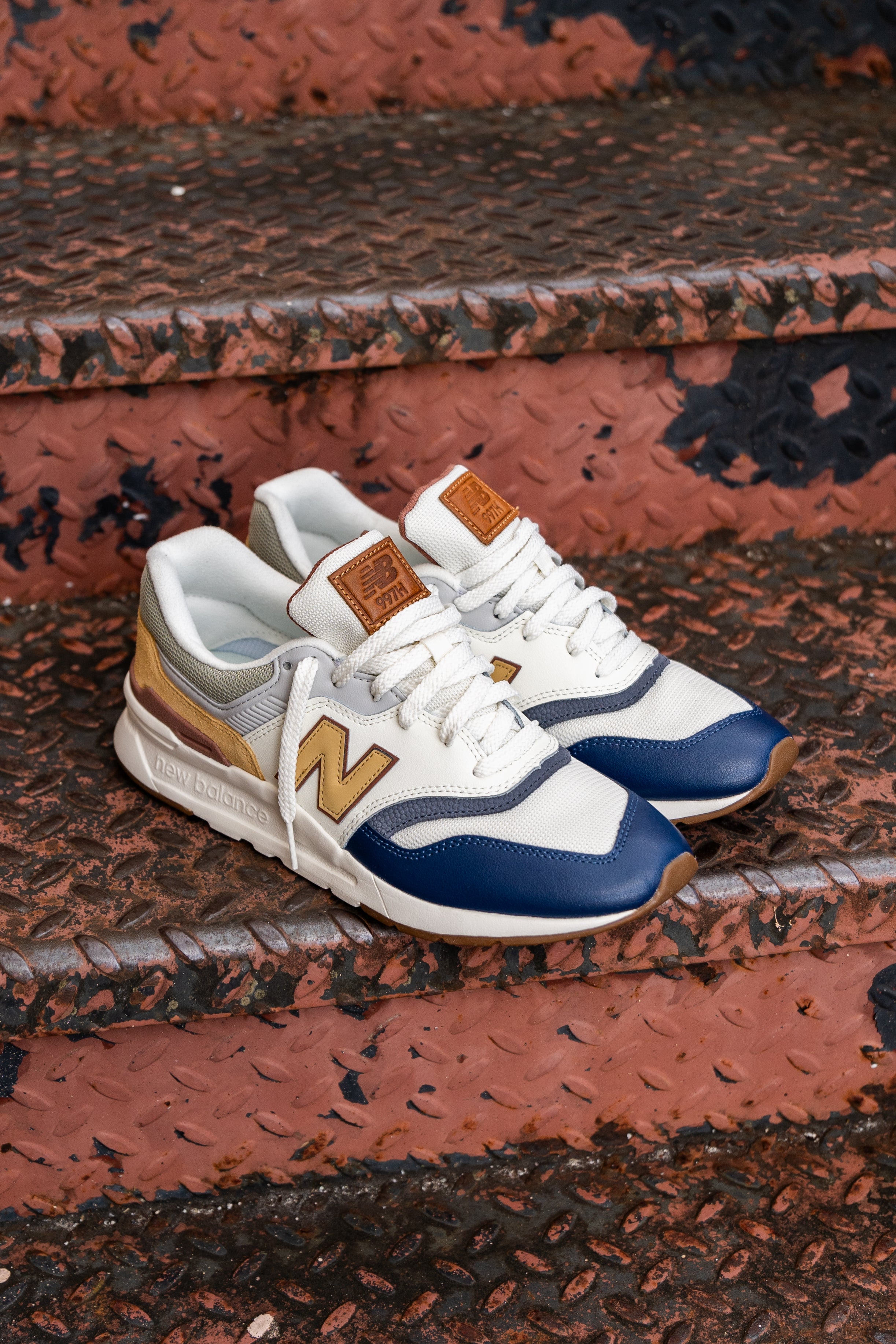 Mens New Balance 997H (White/Brown) - CM997HZG - New Balance