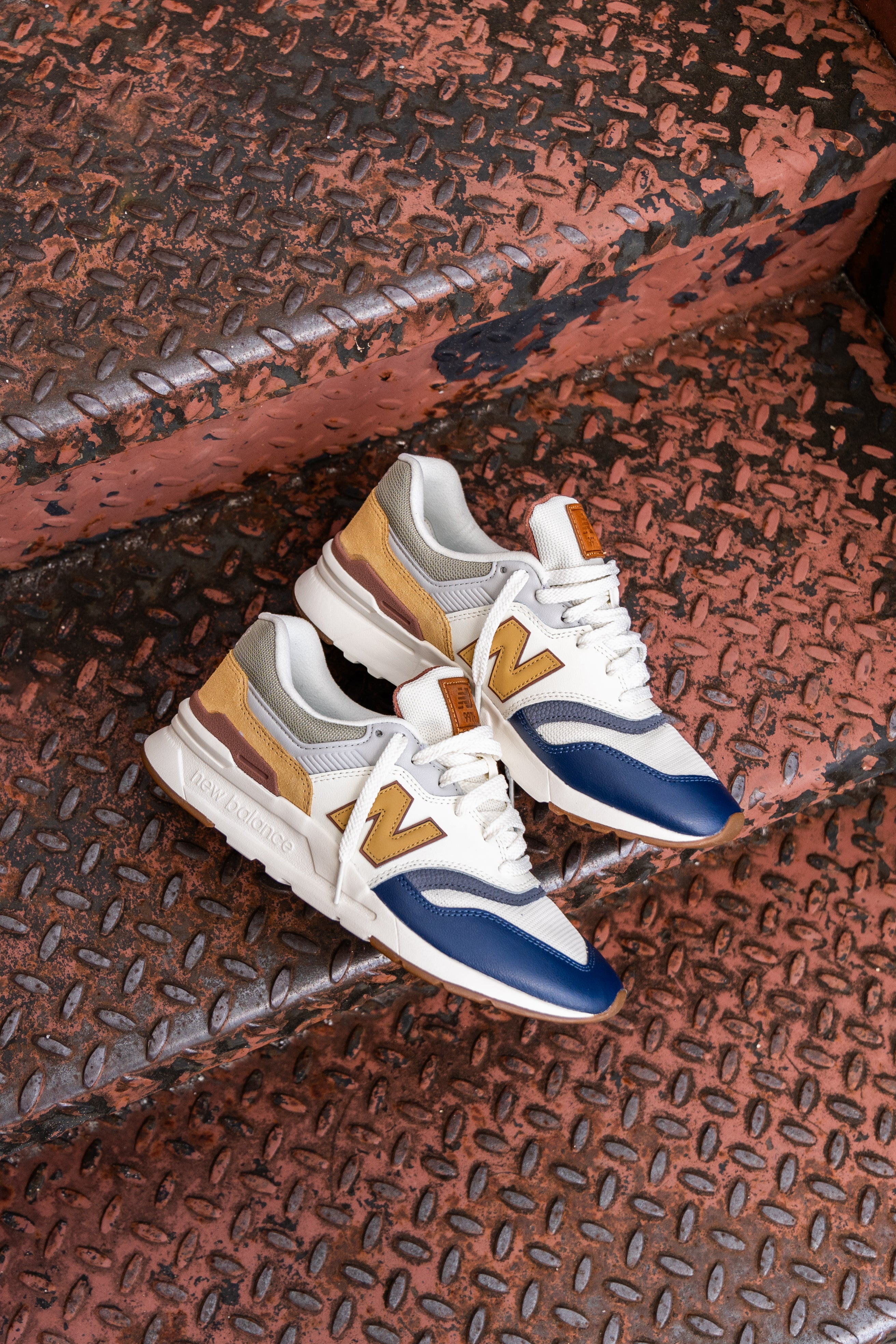Mens New Balance 997H (White/Brown) - CM997HZG - New Balance