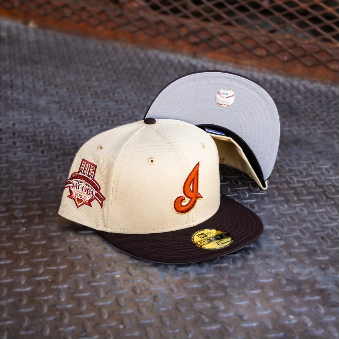 New Era Cleveland Indians Jacobs Field Grey UV (Vegas Gold/Burnt Wood) 59Fifty Fitted - New Era