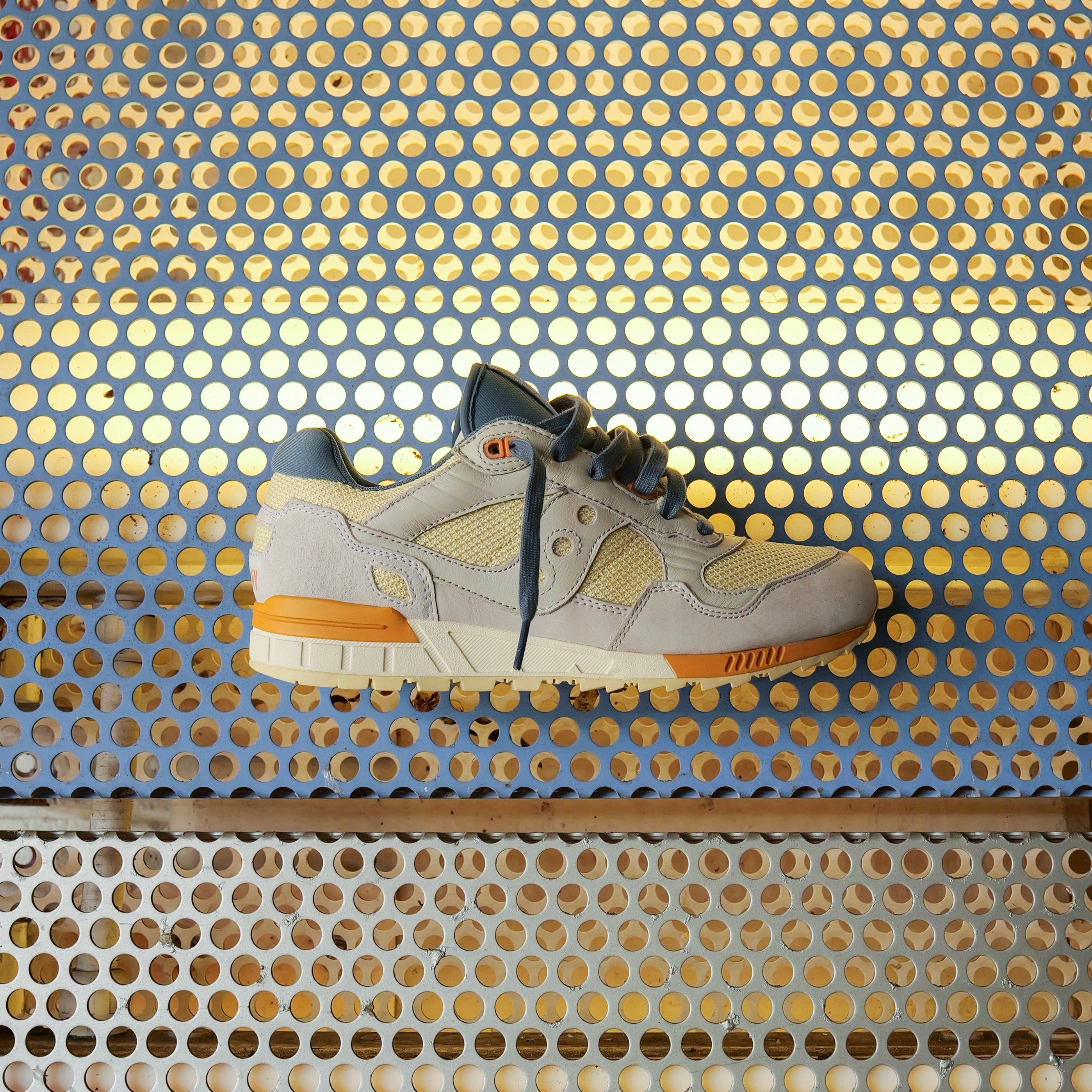 Mens Saucony Shadow 5000 (Tofu/Buckskin)